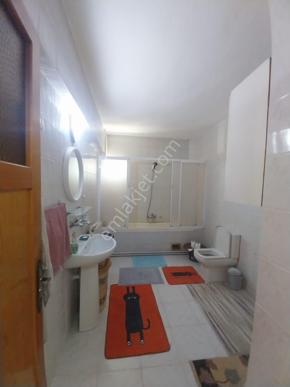 Ender Uysal Gayrimenkul Yunusemre Mahallesin De 3+1 Kiralık Eşyalı Daire. - Görsel 22