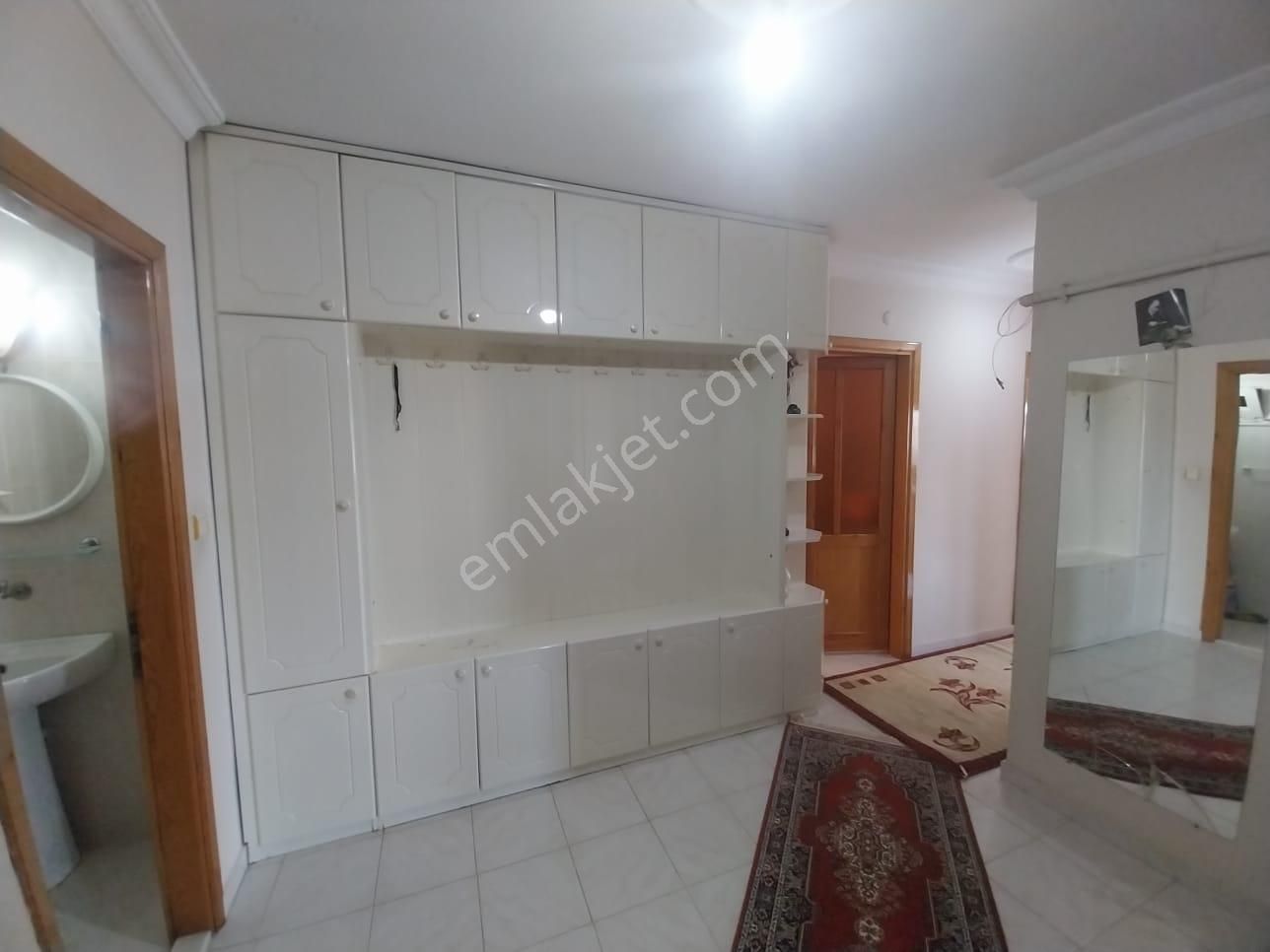 Ender Uysal Gayrimenkul Yunusemre Mahallesin De 3+1 Kiralık Eşyalı Daire. - Görsel 23