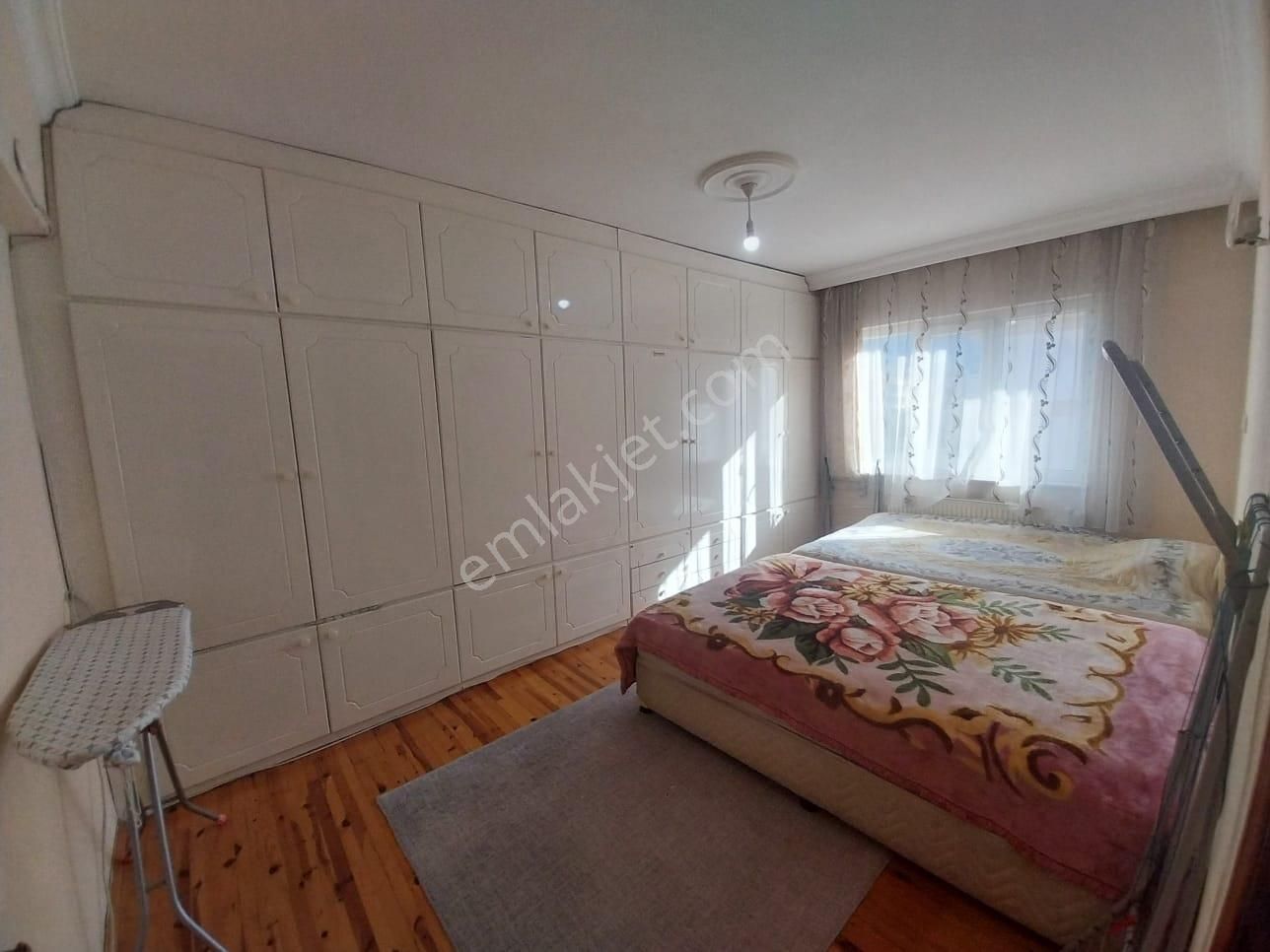 Ender Uysal Gayrimenkul Yunusemre Mahallesin De 3+1 Kiralık Eşyalı Daire. - Görsel 6