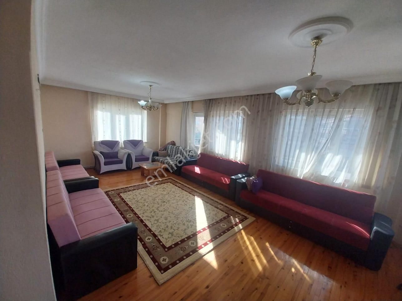 Ender Uysal Gayrimenkul Yunusemre Mahallesin De 3+1 Kiralık Eşyalı Daire. - Görsel 11