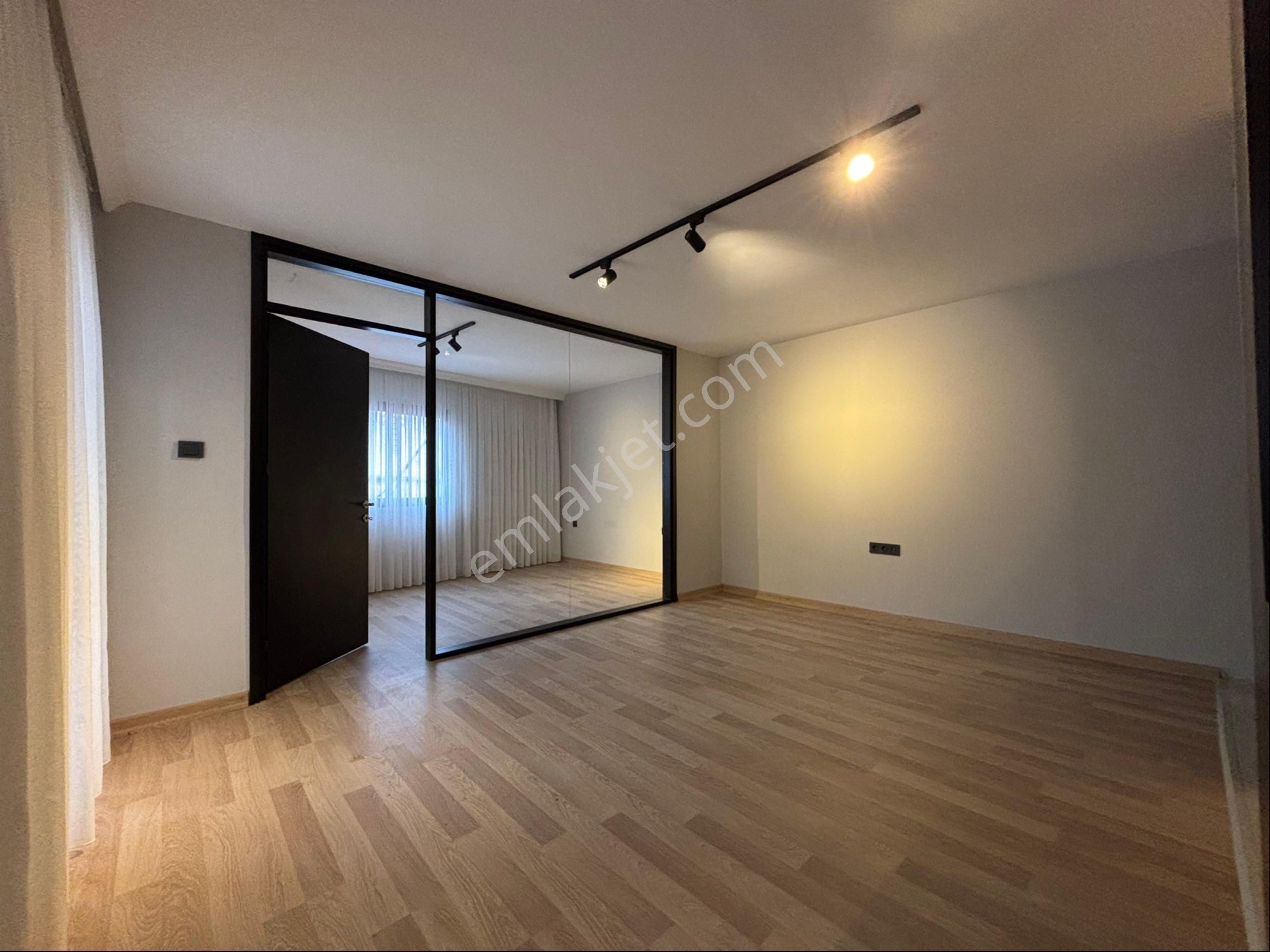 Alsancak Kültür Mahallesinde Otoparklı 1+1 Masrafsız Satılık Daire! - Görsel 2