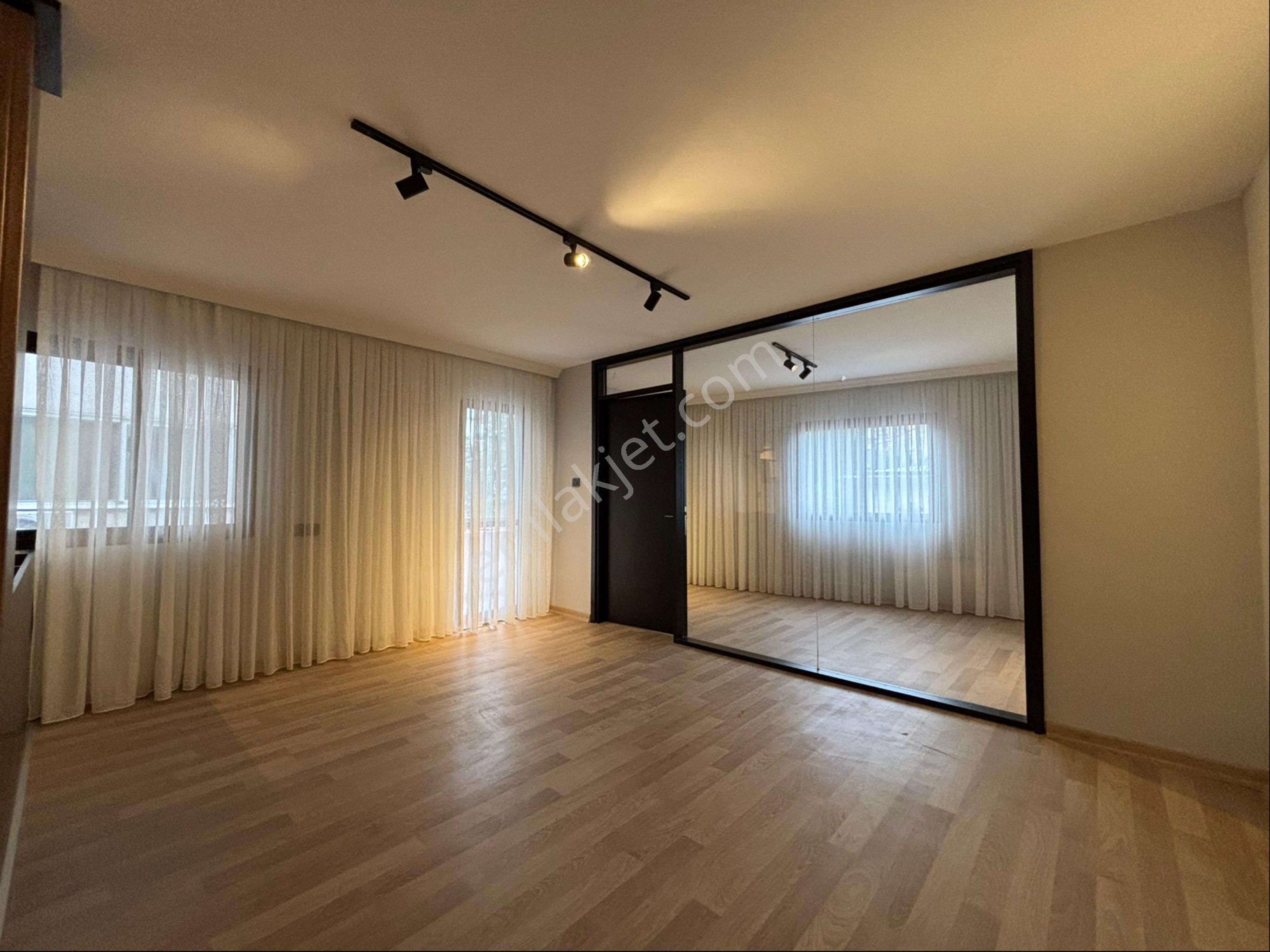 Alsancak Kültür Mahallesinde Otoparklı 1+1 Masrafsız Satılık Daire! - Görsel 9