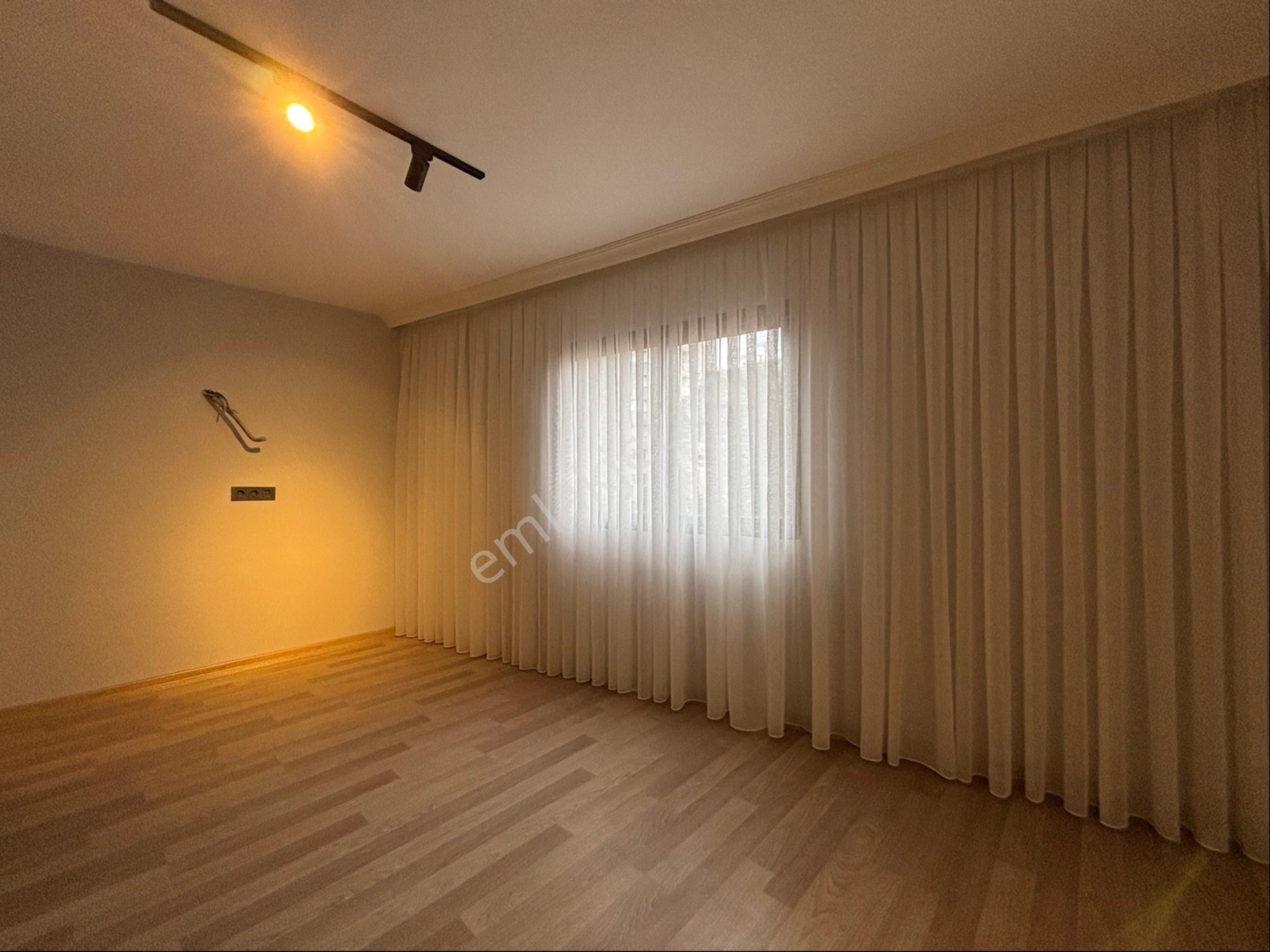 Alsancak Kültür Mahallesinde Otoparklı 1+1 Masrafsız Satılık Daire! - Görsel 7