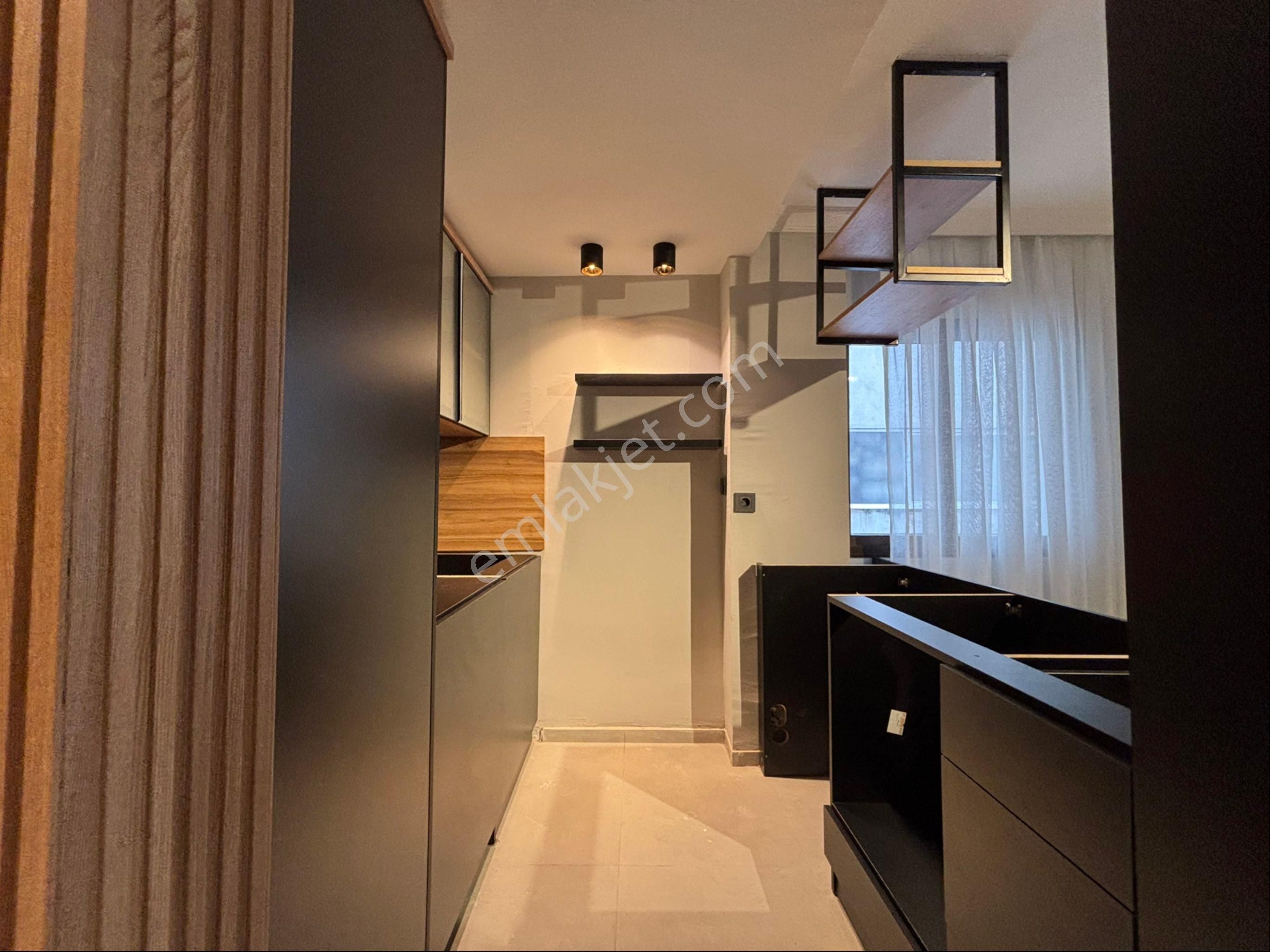 Alsancak Kültür Mahallesinde Otoparklı 1+1 Masrafsız Satılık Daire! - Görsel 17