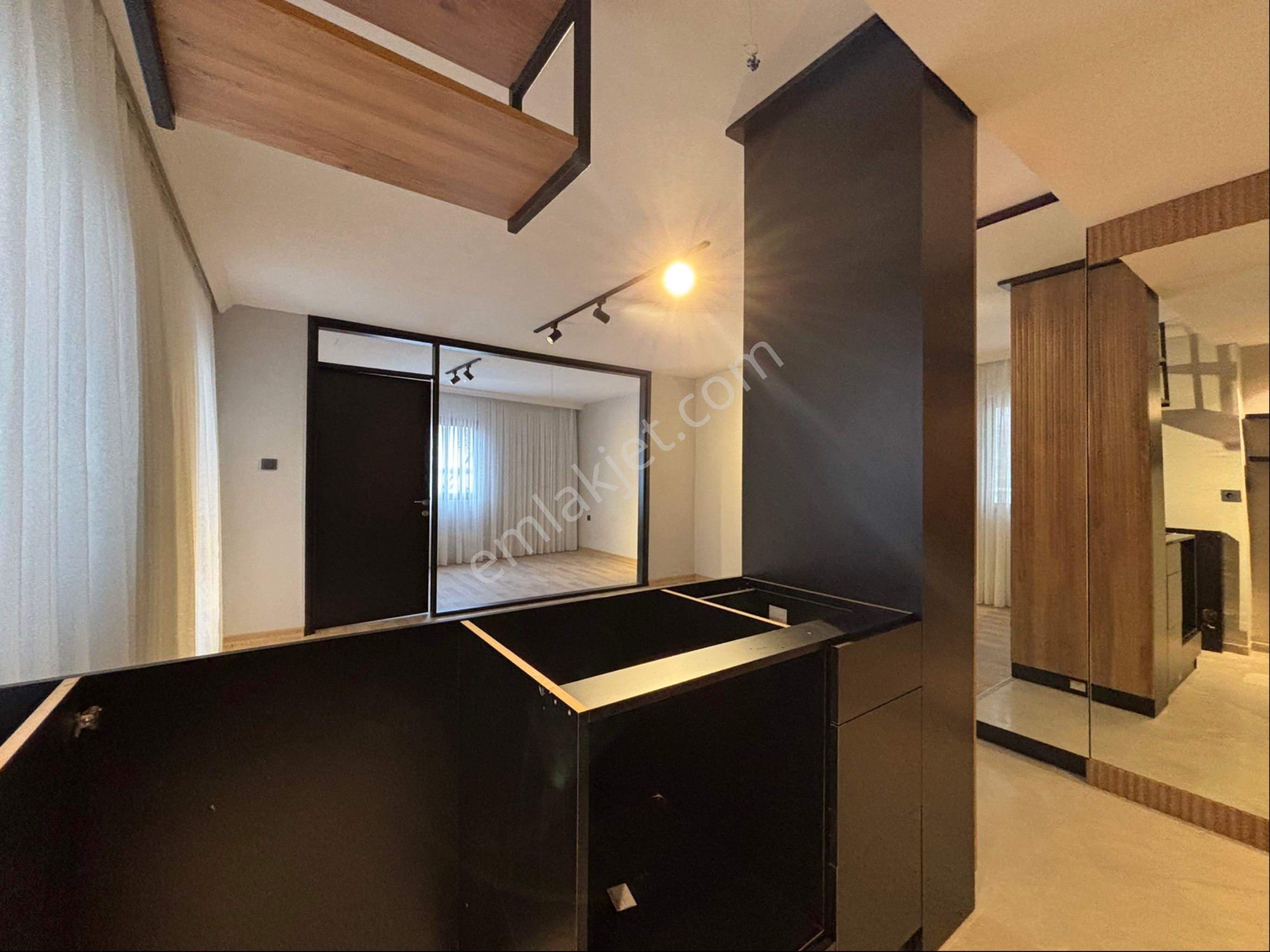 Alsancak Kültür Mahallesinde Otoparklı 1+1 Masrafsız Satılık Daire! - Görsel 15