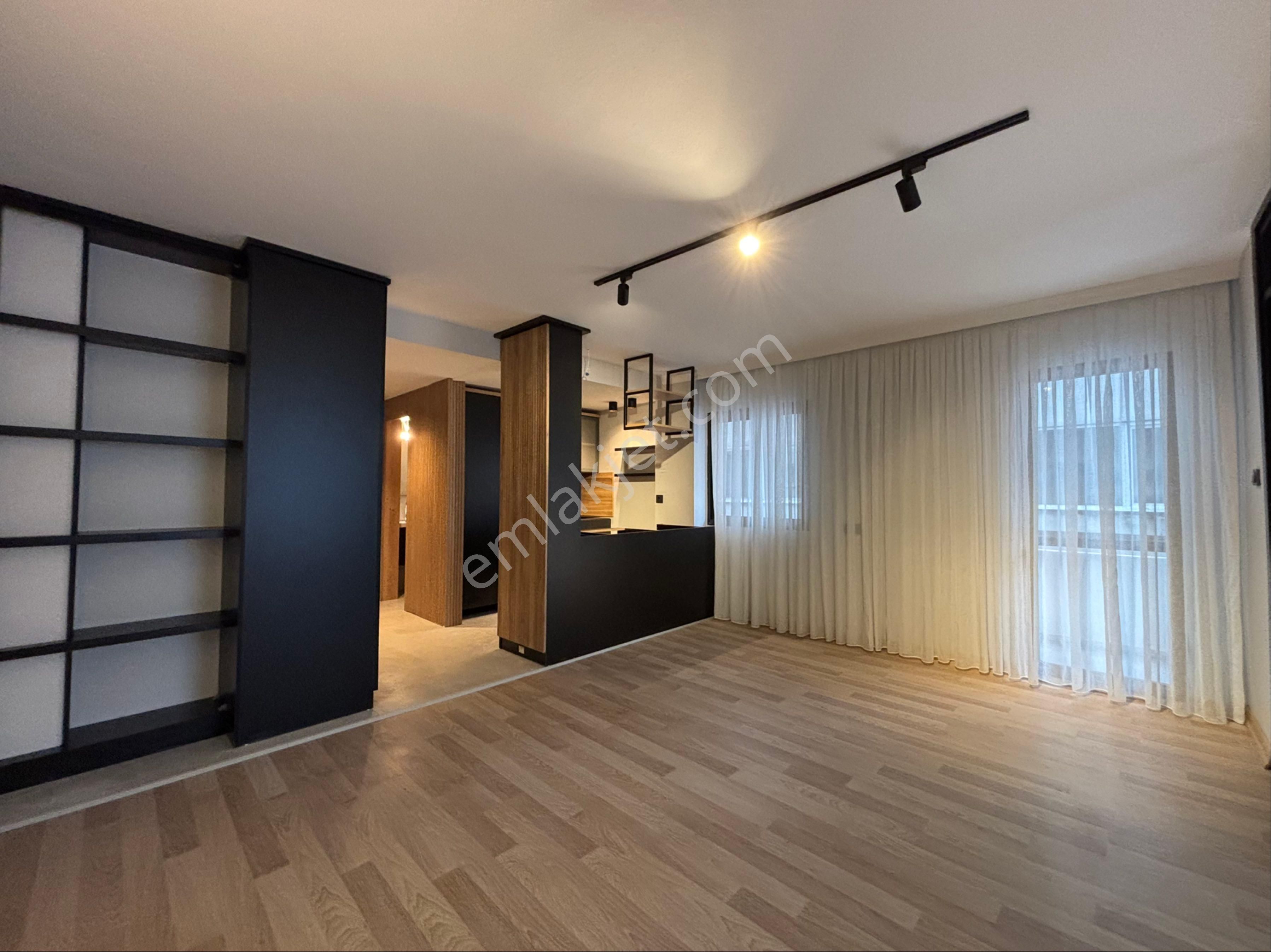 Alsancak Kültür Mahallesinde Otoparklı 1+1 Masrafsız Satılık Daire! - Görsel 10