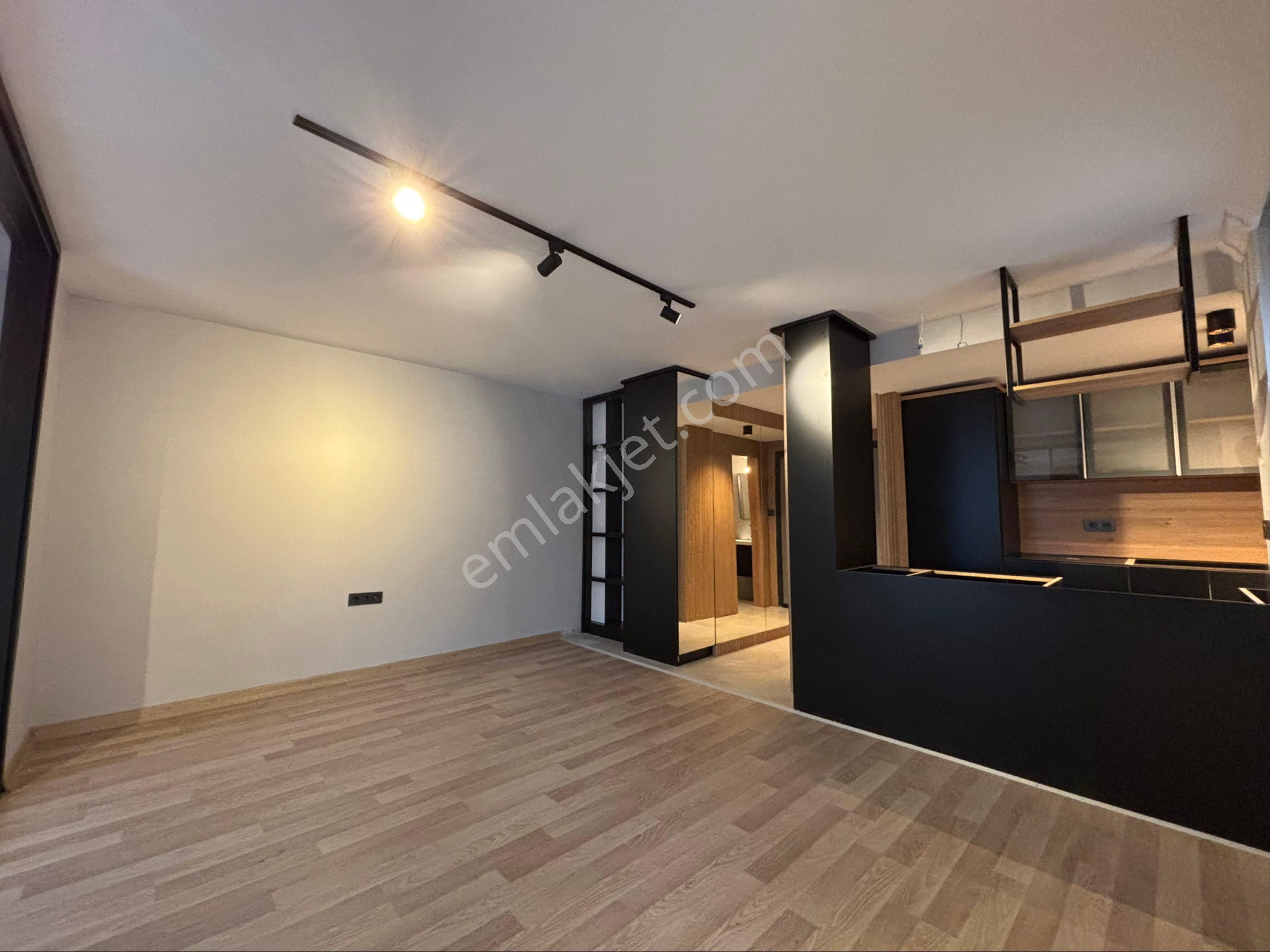 Alsancak Kültür Mahallesinde Otoparklı 1+1 Masrafsız Satılık Daire! - Görsel 11