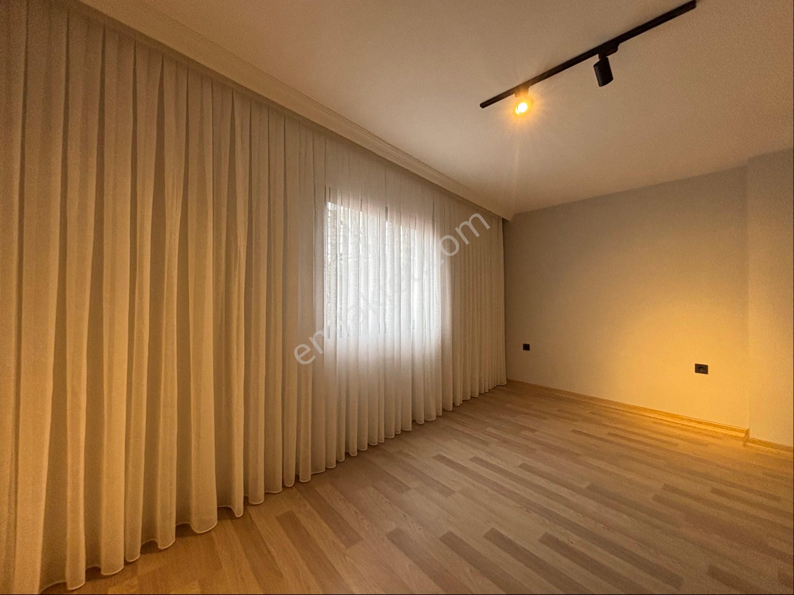 Alsancak Kültür Mahallesinde Otoparklı 1+1 Masrafsız Satılık Daire! - Görsel 5