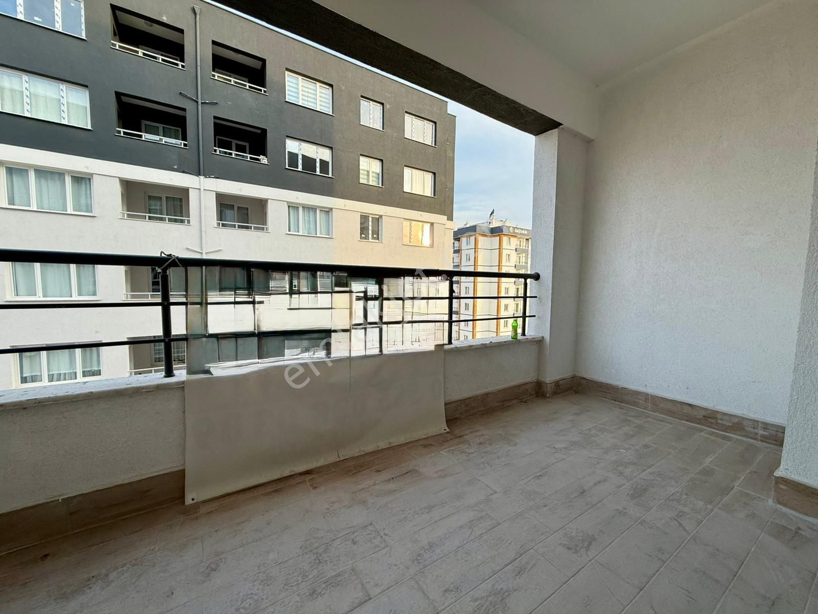 Şehir Hastanesi Karşısı 2+1 Sıfır Meskenli Daire - Görsel 3