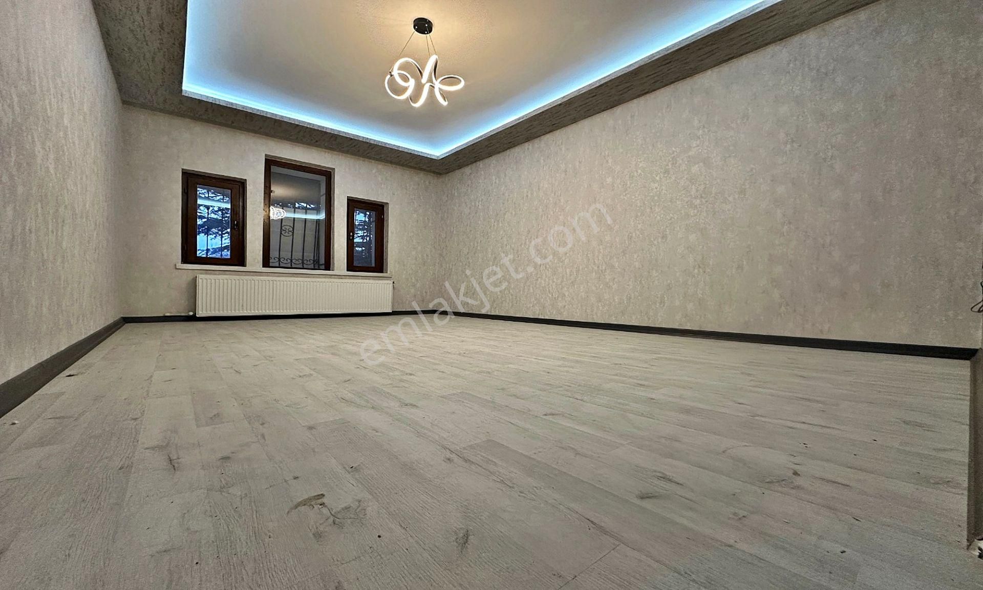 Atapark'ta Caddeye Yakın Yapılı Masrafsız 3+1 115 M2 Daire ! - Görsel 8