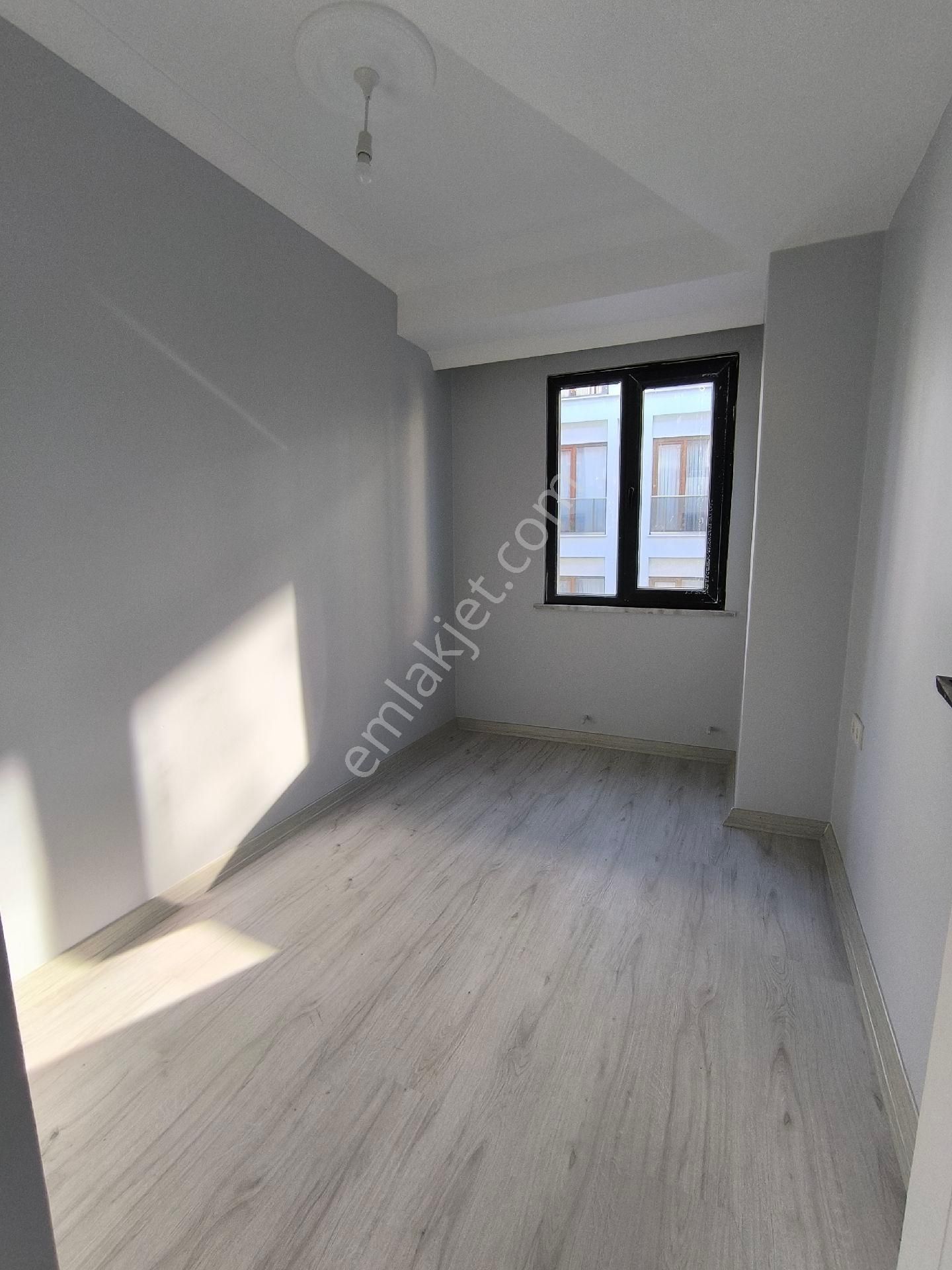 E5 Metro Yakını 2+1 Arakat Lüxs Sıfır Daire Tapu Masrafi Yok - Görsel 2