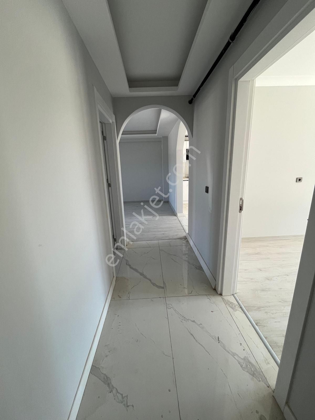 Bayırda 3+1 Kiralık Daire - Görsel 14