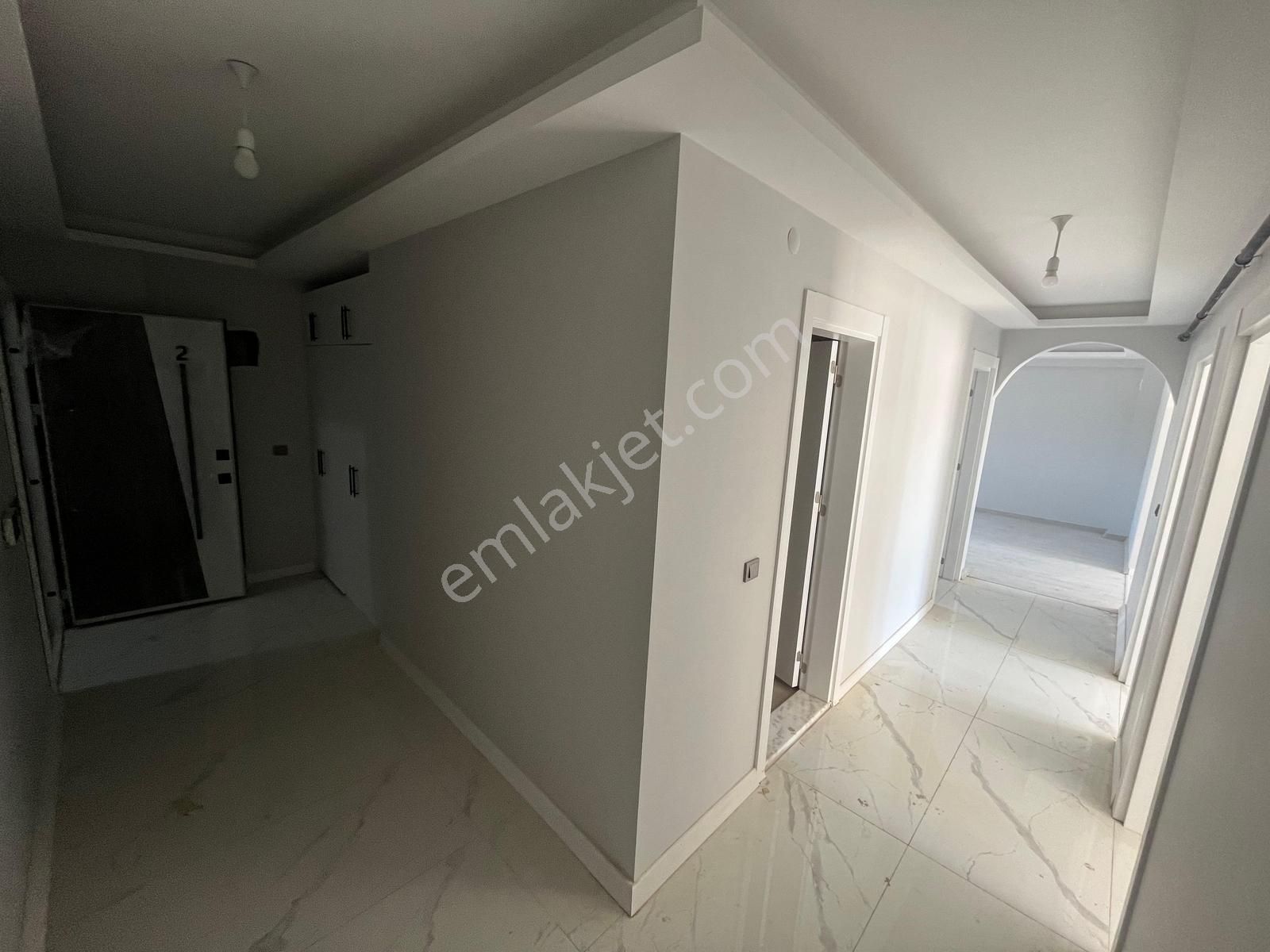 Bayırda 3+1 Kiralık Daire - Görsel 11