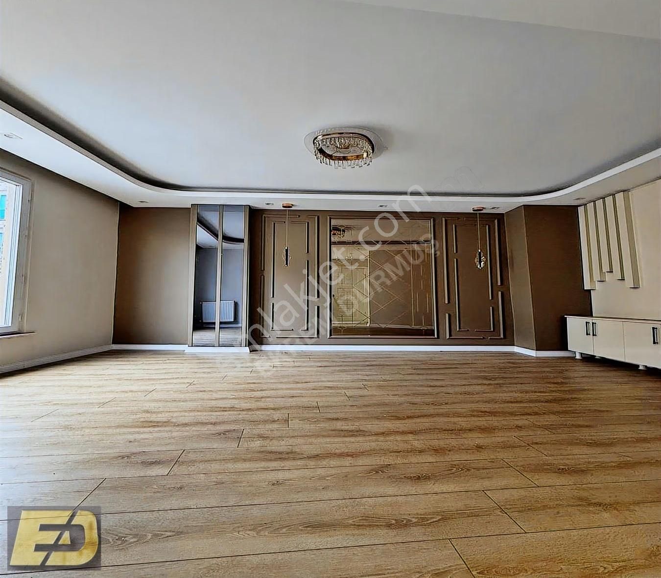 Ed Yapıdan Mehterçeşme Mahallesinde Masrafsız Arakat Daire - Görsel 24