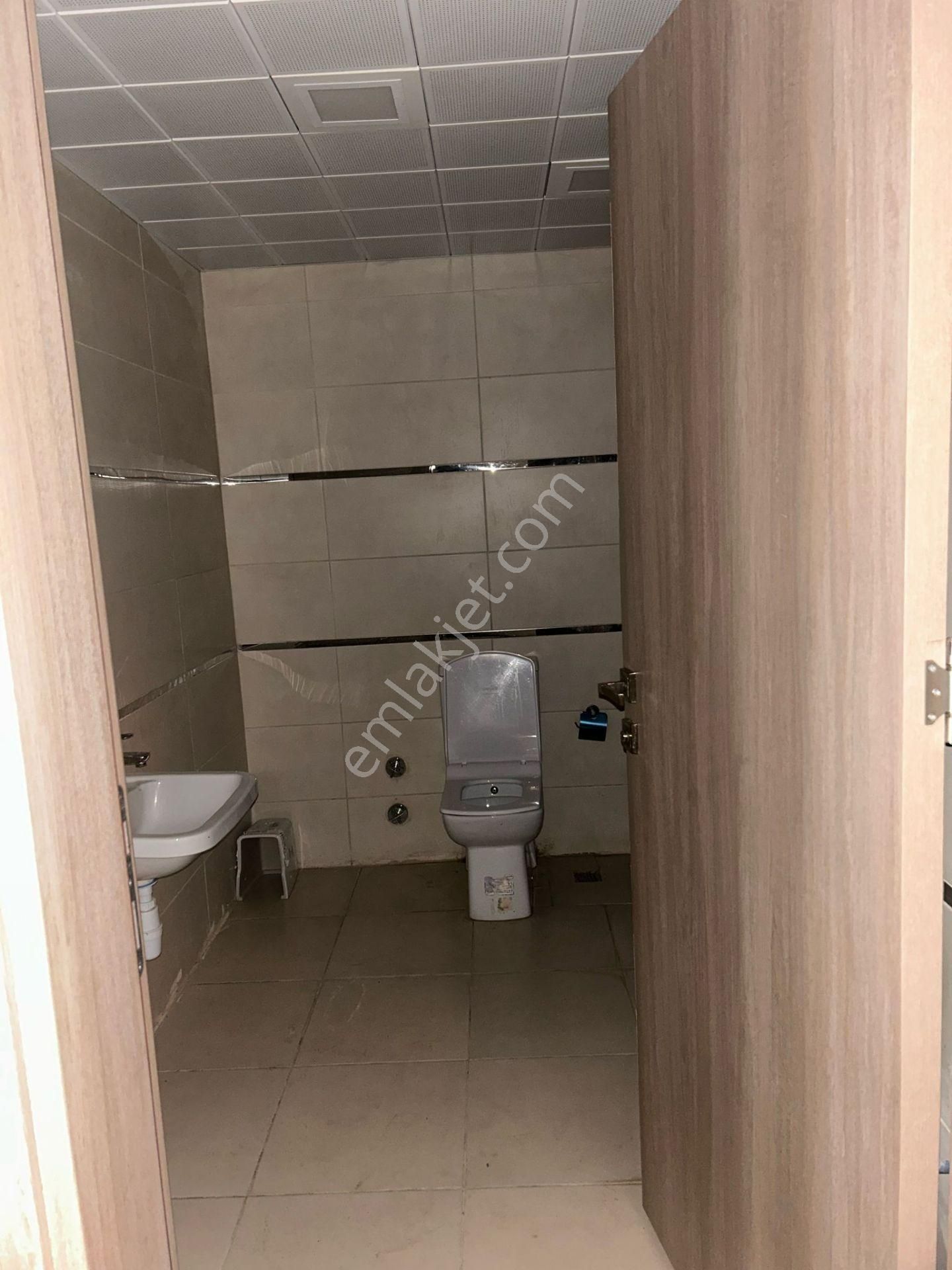 Adana Buruk Göztepe Tokilerinde Geniş 3+1 Doğalgazlı Fırsat Daire Hiç Kullanılmamış 3+1 - Görsel 5