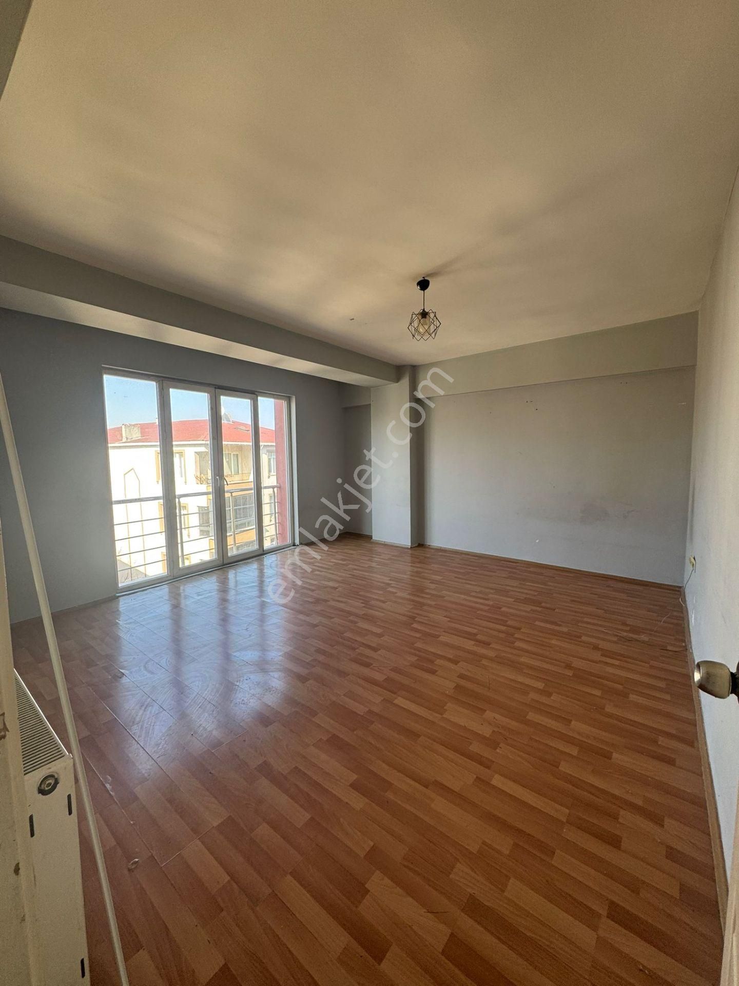 Arslanbeyden Tekirdağ Çorlu Mevkiinde Acil Satılık Daire Fırsatı!!!!! - Görsel 4