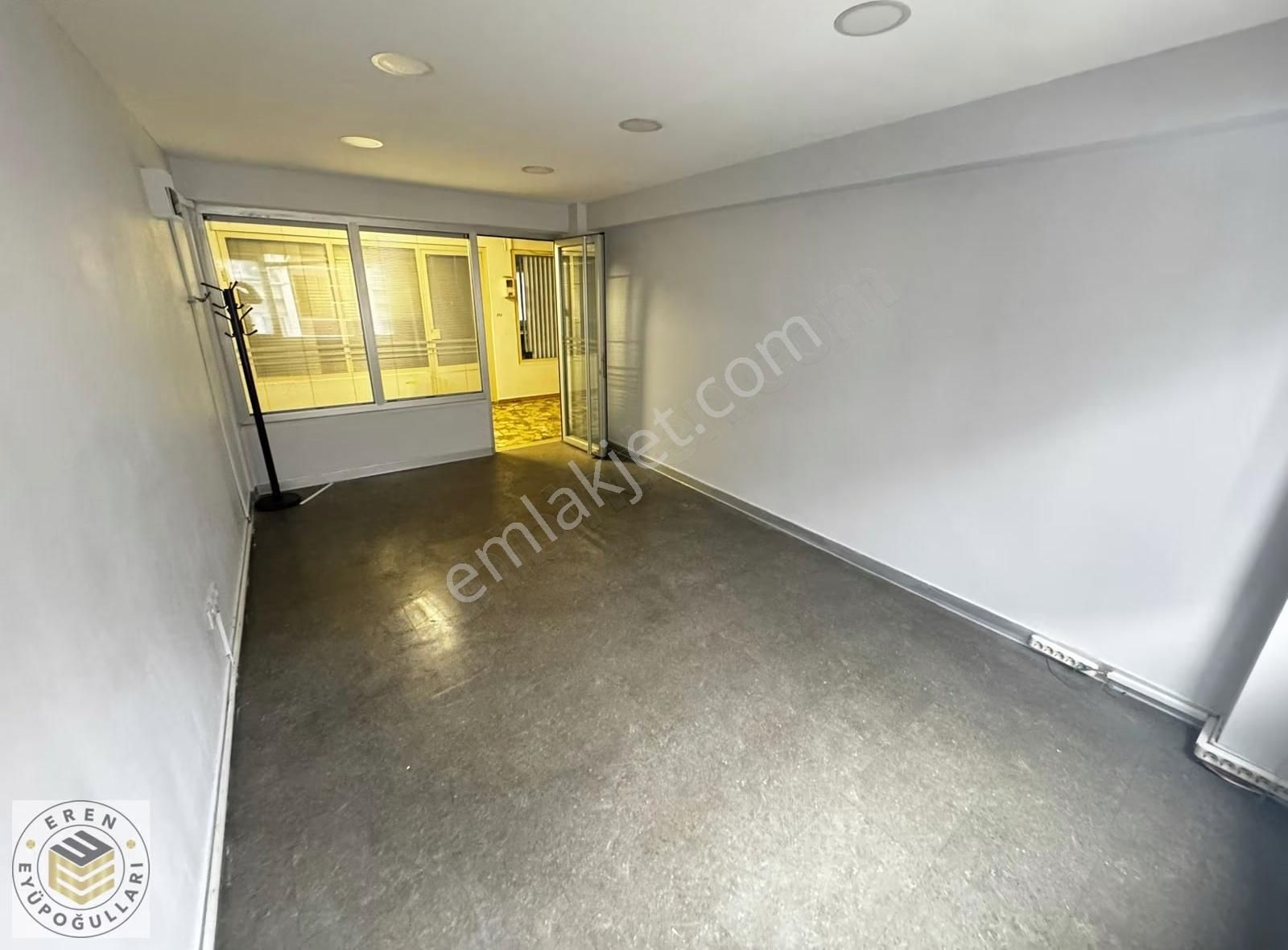 B.paşa Merkezde Han İçinde 20m² Kiralık Büro & Ofis - Görsel 2