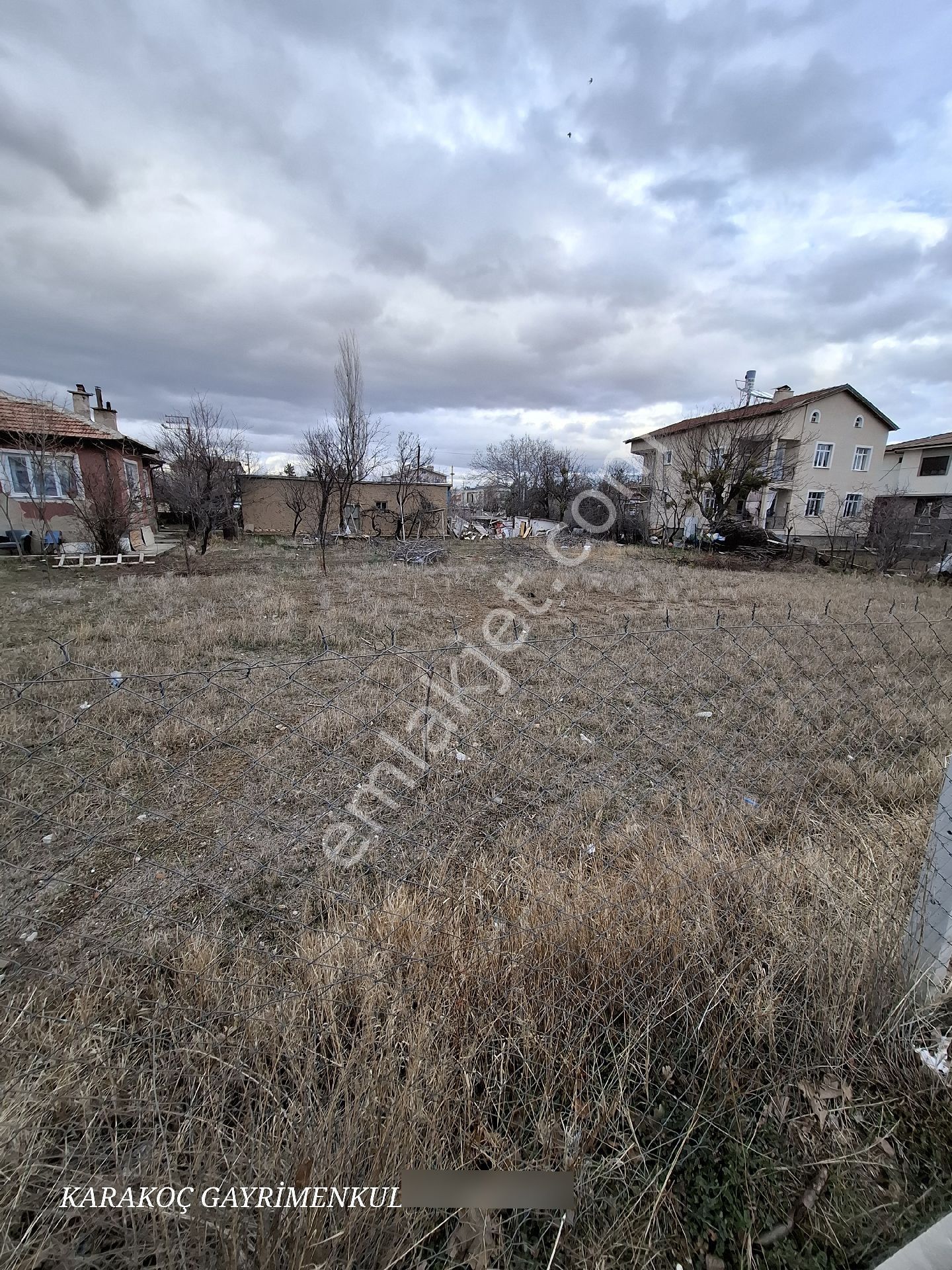 Lalebahçe Mahallesinde Satılık 836 M2 2 Kat İmarlı Arsa Çift Yola Cephe