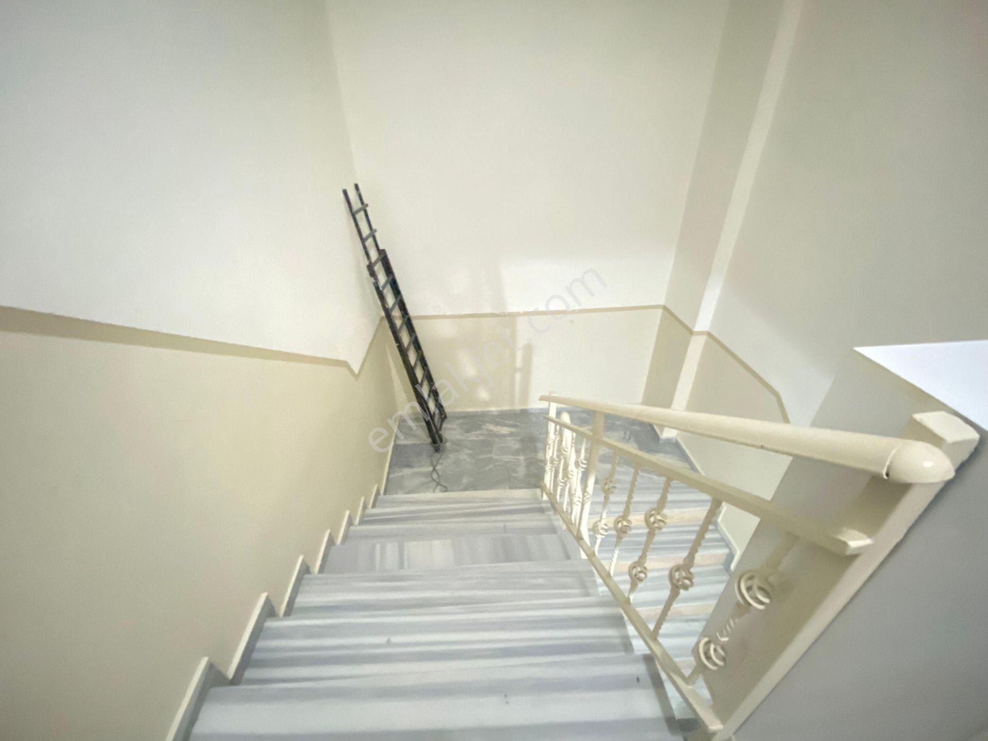 Pegaas'tan Üniversite Mh Metrobüse Yakın 2+1 100m2 Kiralık Daire - Görsel 33