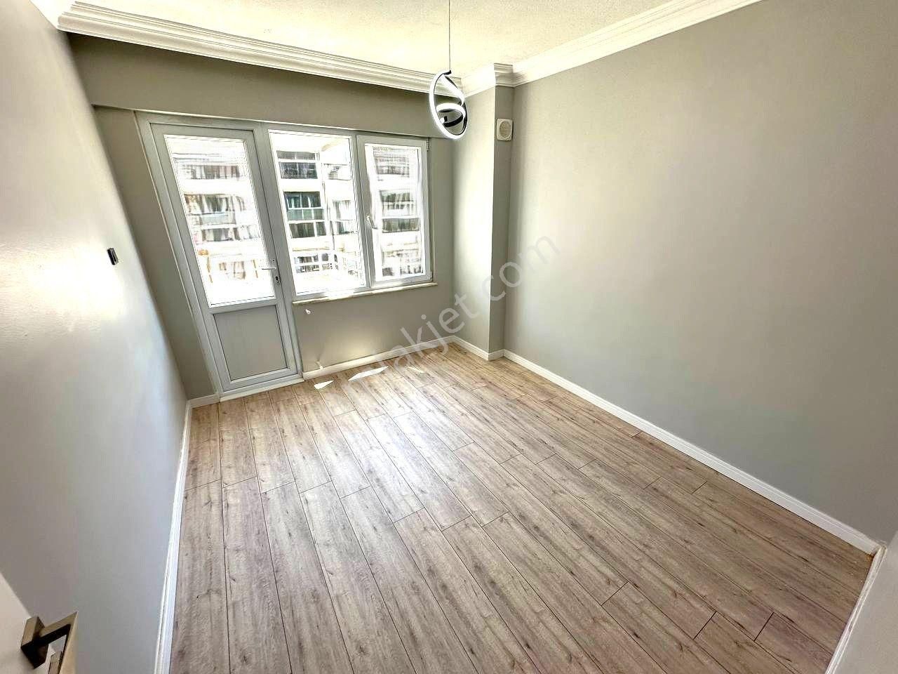 🏠blue Life Egen'den Gerçek İlan Altınkum'da İçi Full Yenilenmiş Şık Tasarımlı 2+1 Site İçinde Daire - Görsel 3