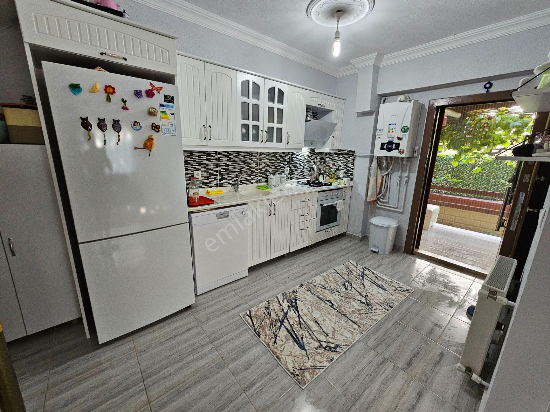 Deniz'edn Kocaali Sakarya'da 3+1 Merkezi Konumda, Denize Yürüme Mesafefsinde Satılık Villa - Görsel 14