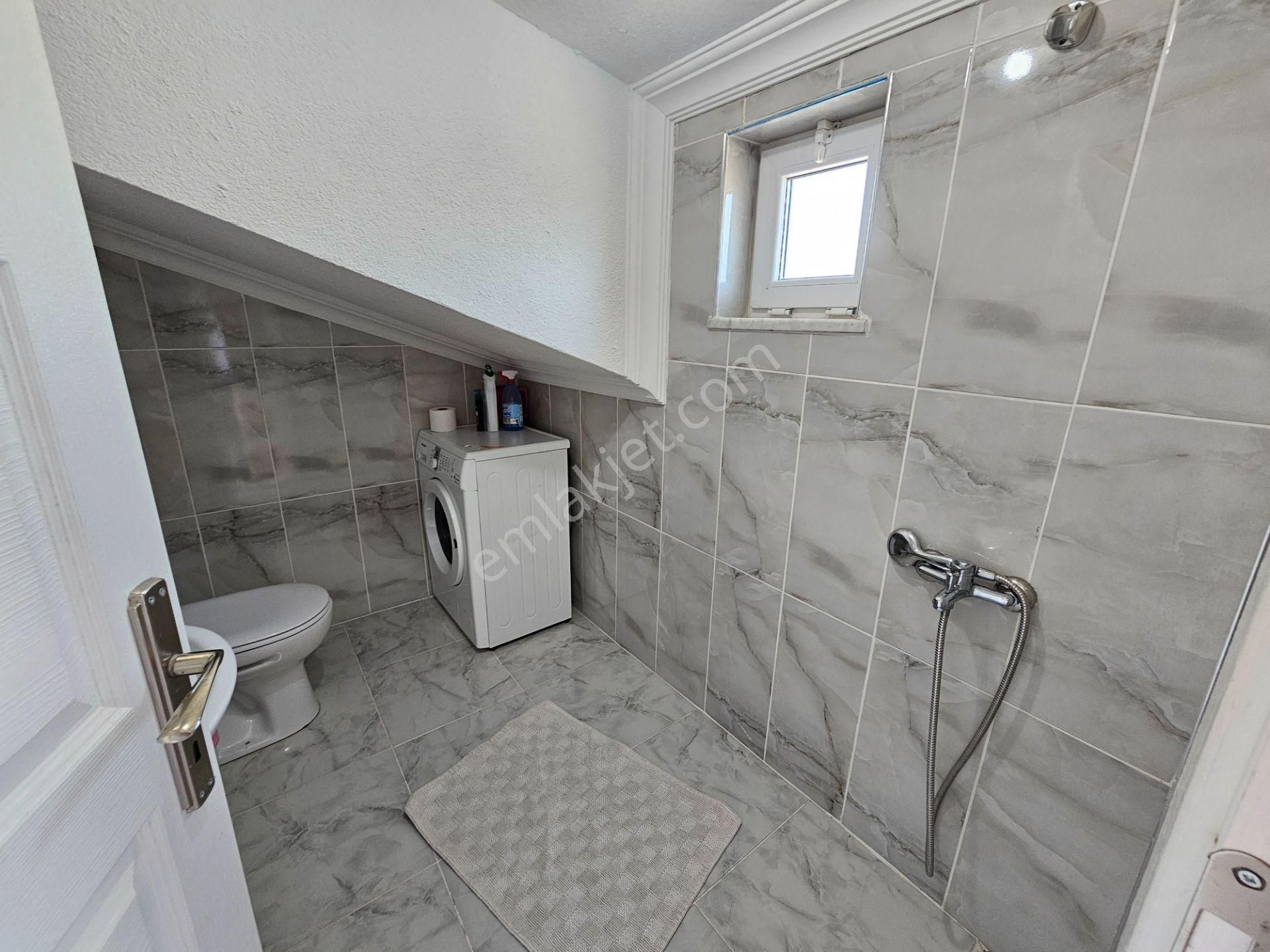 Deniz'edn Kocaali Sakarya'da 3+1 Merkezi Konumda, Denize Yürüme Mesafefsinde Satılık Villa - Görsel 34