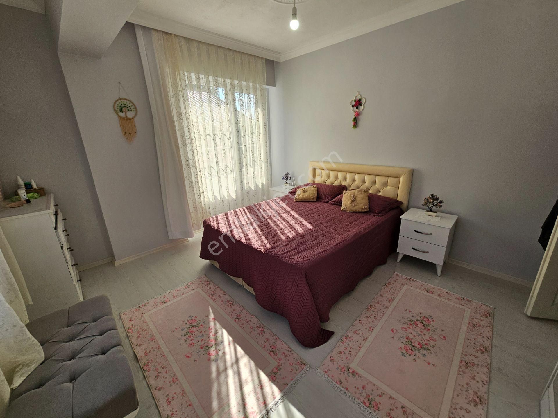 Deniz'edn Kocaali Sakarya'da 3+1 Merkezi Konumda, Denize Yürüme Mesafefsinde Satılık Villa - Görsel 22