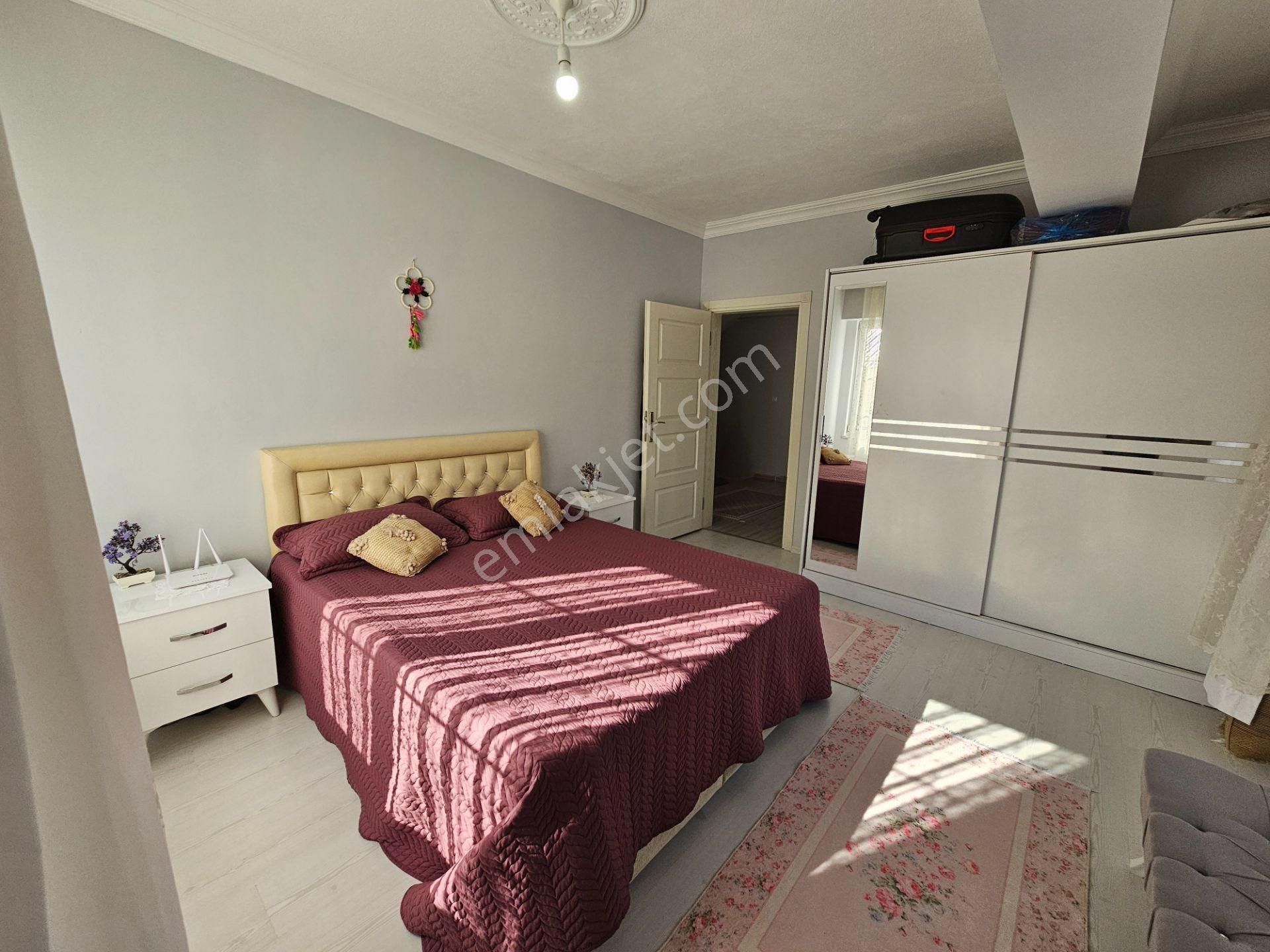 Deniz'edn Kocaali Sakarya'da 3+1 Merkezi Konumda, Denize Yürüme Mesafefsinde Satılık Villa - Görsel 21