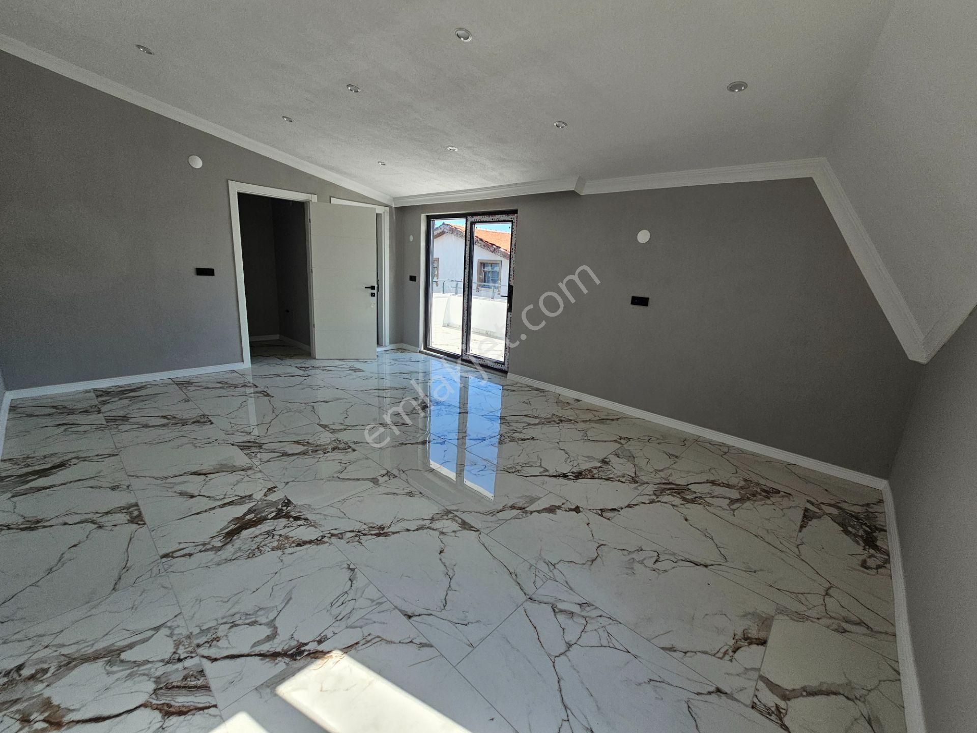 Deniz'den Kocaali Saakrya'da 4+1 Bahçeli ,yerden Isıtmalı, Denize Yakın Villa - Görsel 34