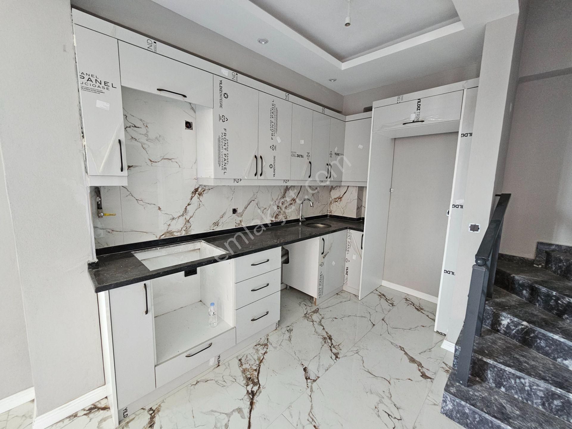 Deniz'den Kocaali Saakrya'da 4+1 Bahçeli ,yerden Isıtmalı, Denize Yakın Villa - Görsel 12