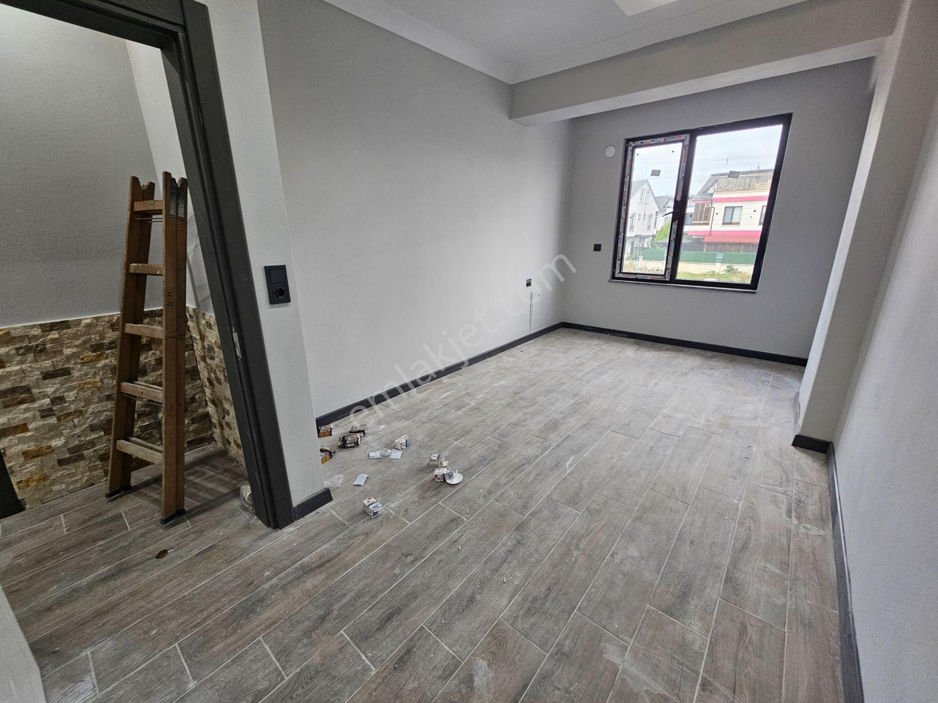 Deniz'den Kocaali Sakarya'da 4+1 Müstakil Havuzlu ,denize Yürüme Mesafesinde Kiralık Villa - Görsel 21