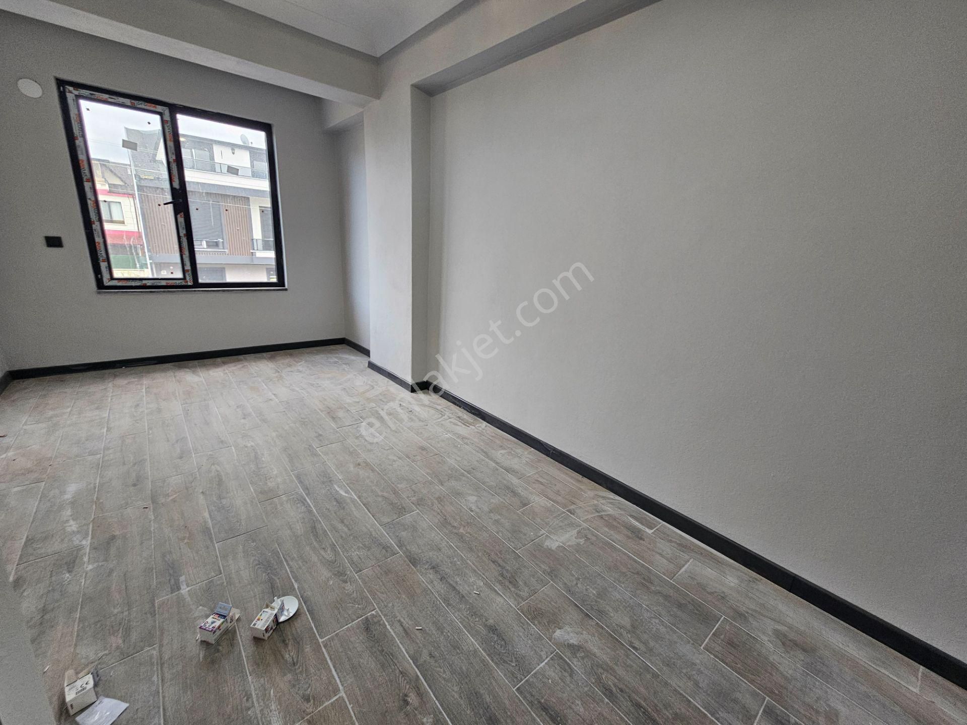 Deniz'den Kocaali Sakarya'da 4+1 Müstakil Havuzlu ,denize Yürüme Mesafesinde Kiralık Villa - Görsel 22