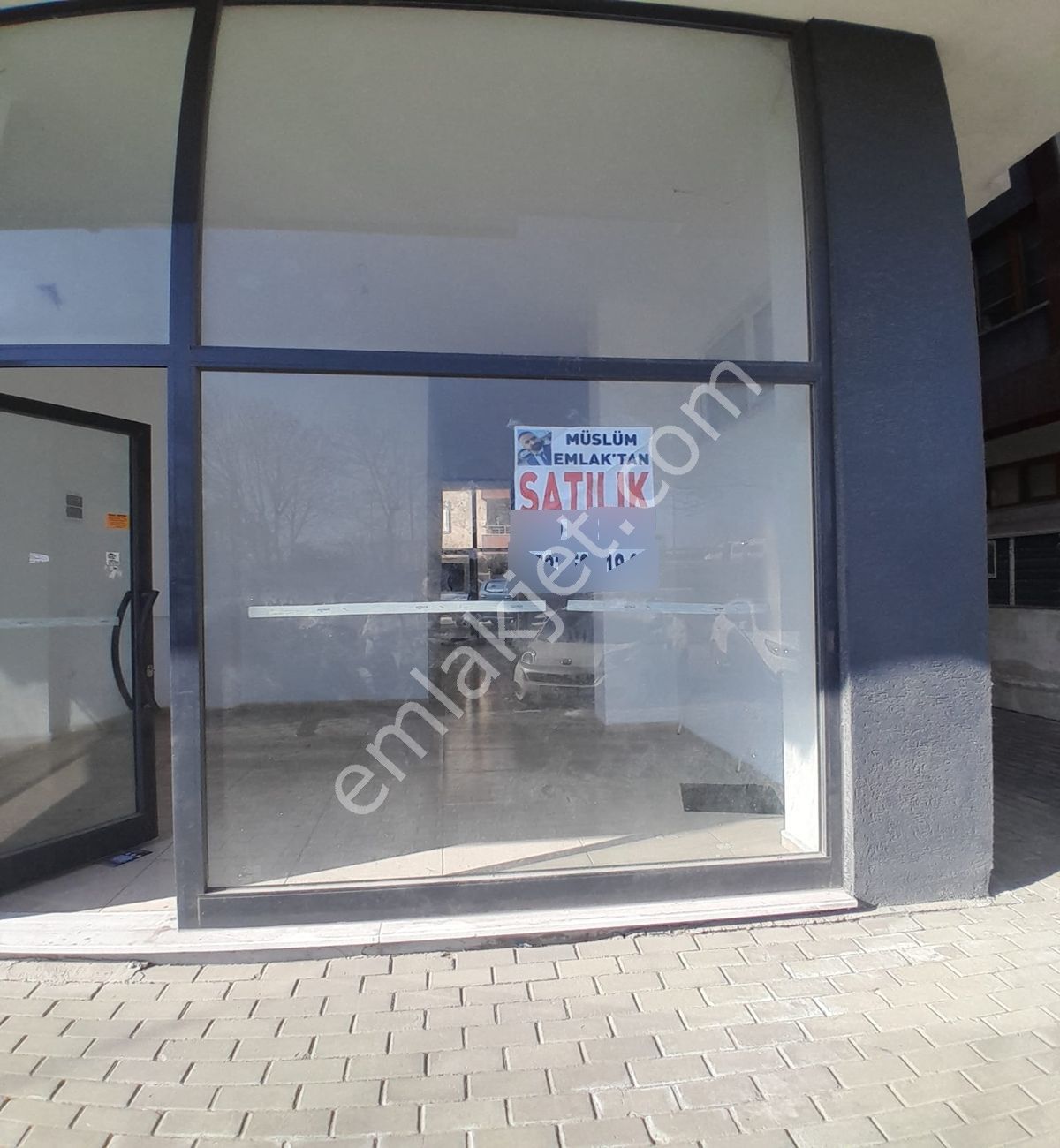 Müslüm Emlaktan Merkezde Sıfır 85m2 Satılık Dükkan