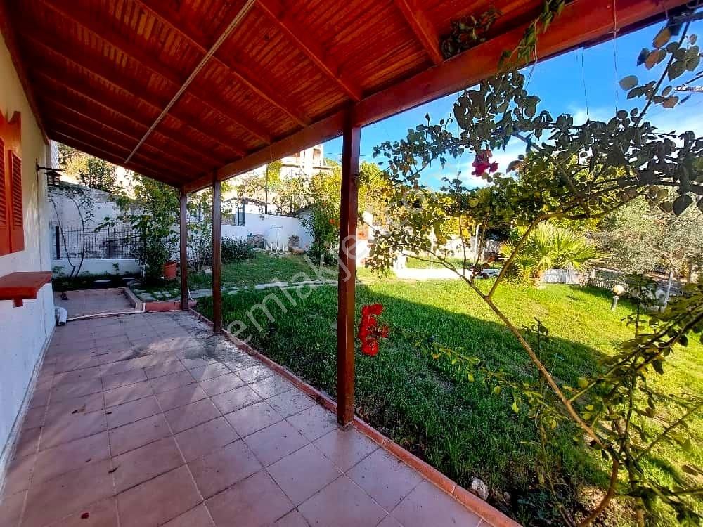 İzmir Seferihisar Doğanbey De Satılık Deniz Manzaralı Yazlık 4+1 - Görsel 27