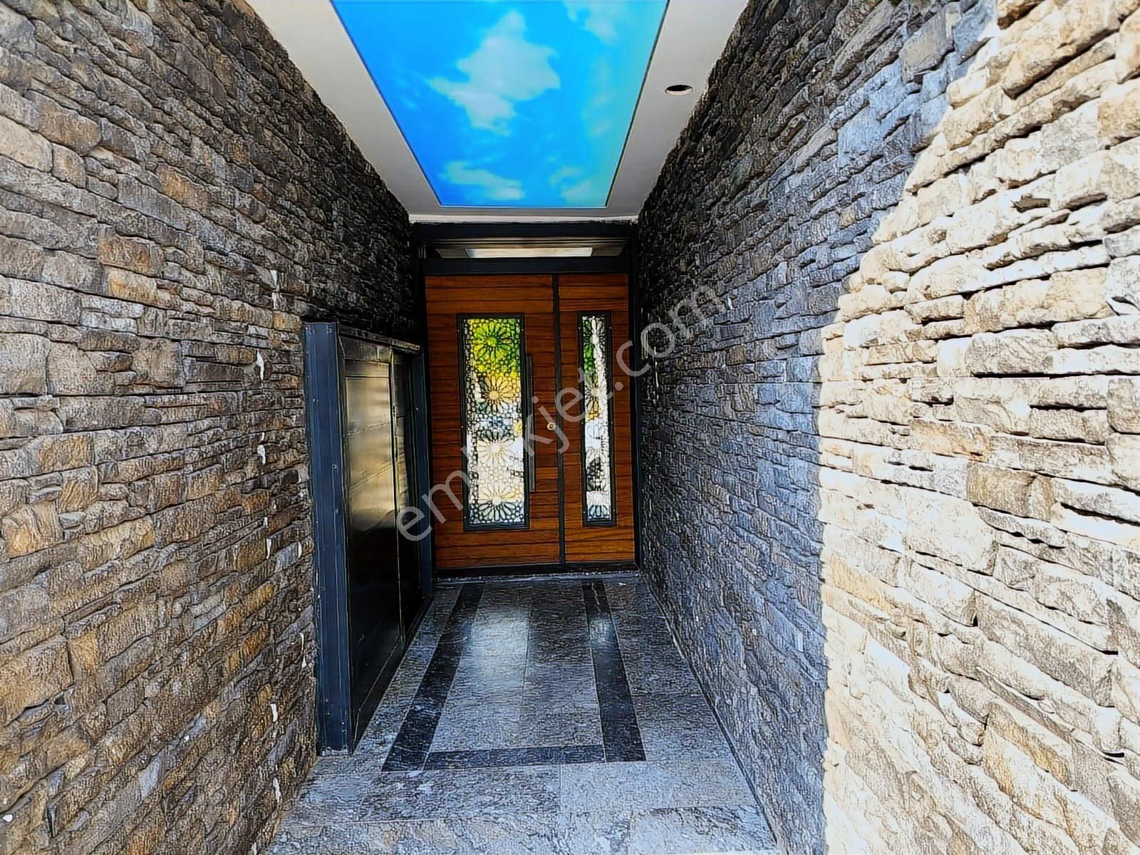 İzmir Seferihisar Ürkmez Merkez De Kiralık Daire 2+1 - Görsel 6