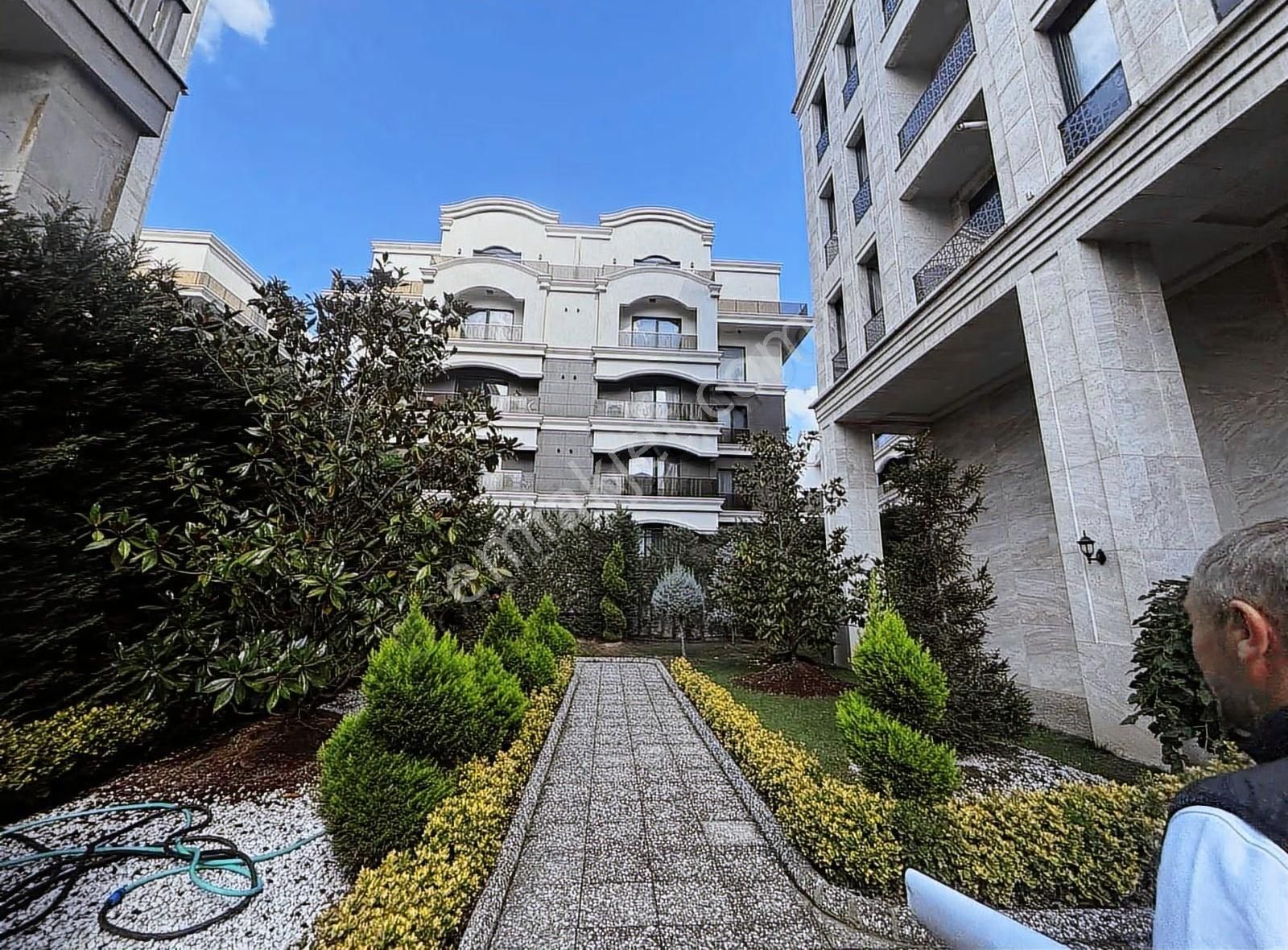 Nilüfer Alpiş Hünkar Konaklarında 4.5+1 Satılık Daire