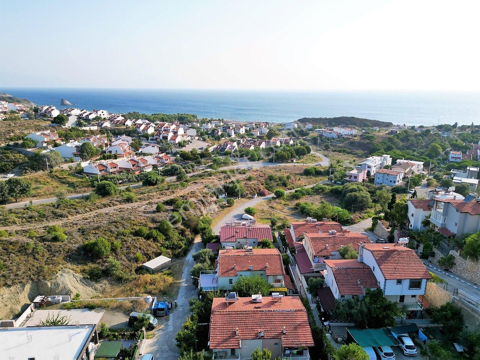 İzmi̇r Seferi̇hi̇sar Doğanbey Si̇te İçi̇nde Satılık Yazlık 3+1 - Görsel 12