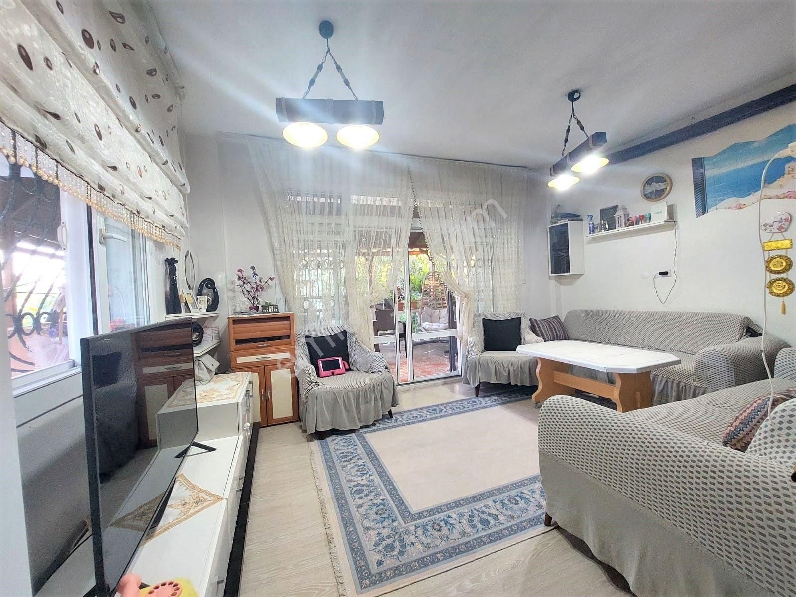 İzmi̇r Seferi̇hi̇sar Doğanbey Si̇te İçi̇nde Satılık Yazlık 3+1 - Görsel 7