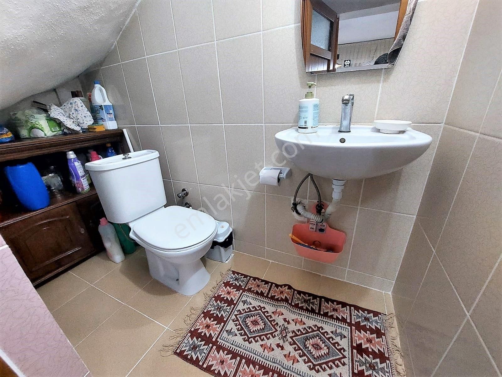 İzmi̇r Seferi̇hi̇sar Doğanbey Si̇te İçi̇nde Satılık Yazlık 3+1 - Görsel 2