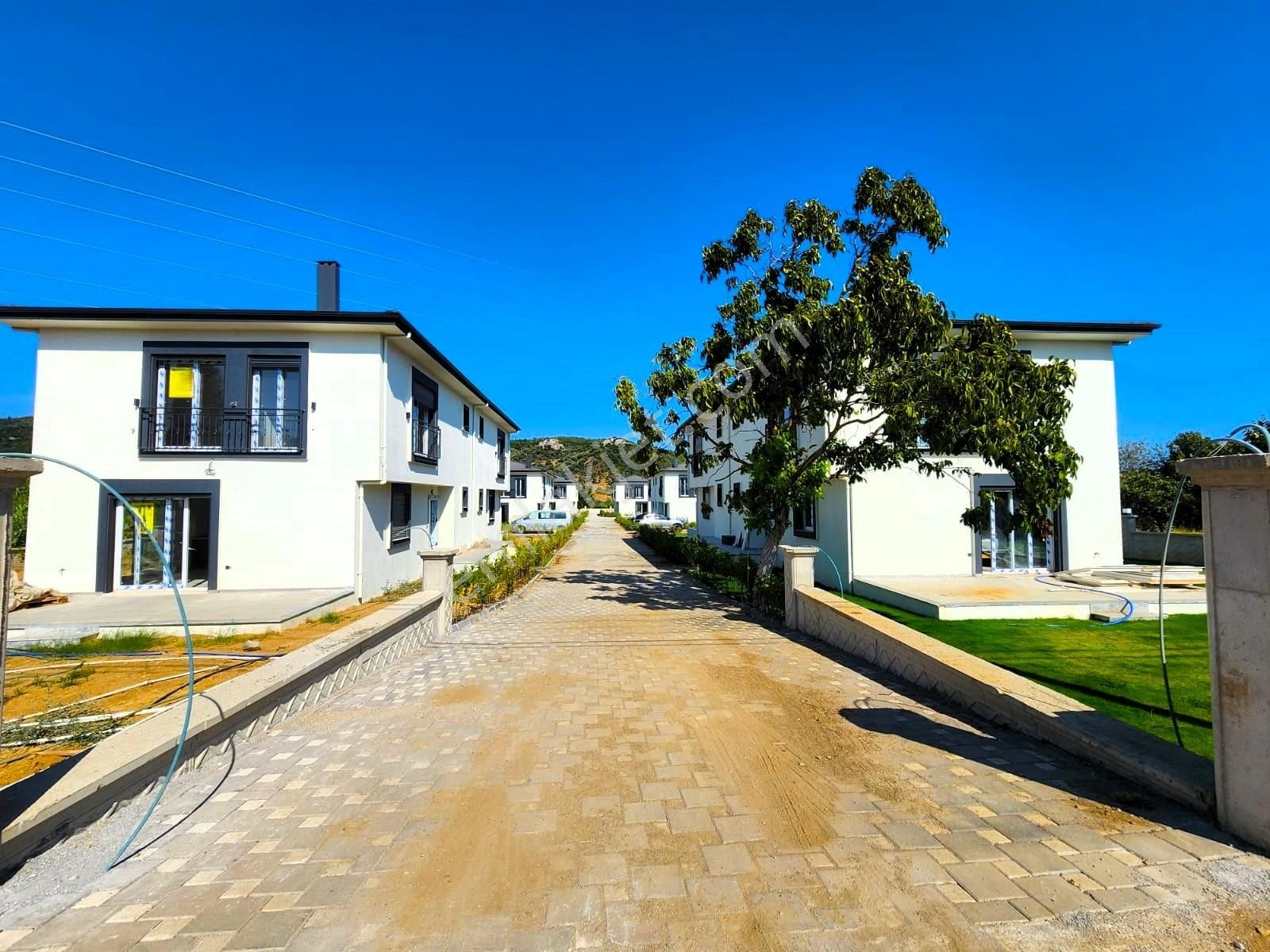 İzmi̇r Seferi̇hi̇sar Doğanbey De Satılık Müstaki̇l Yazlık 3+1 - Görsel 2