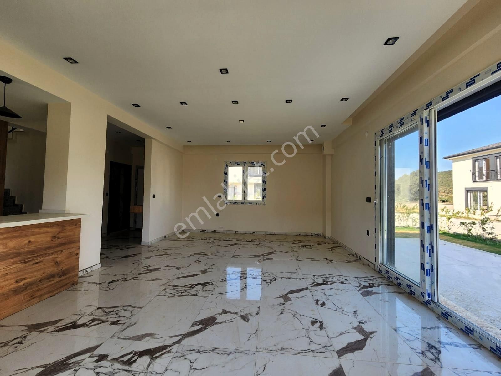 İzmi̇r Seferi̇hi̇sar Doğanbey De Satılık Müstaki̇l Yazlık 3+1 - Görsel 4