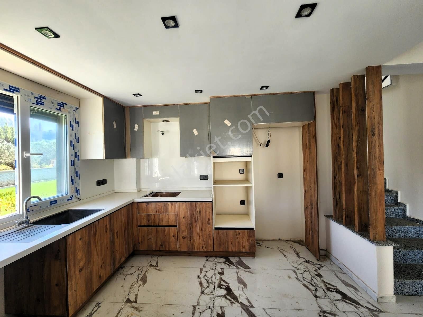 İzmi̇r Seferi̇hi̇sar Doğanbey De Satılık Müstaki̇l Yazlık 3+1 - Görsel 16