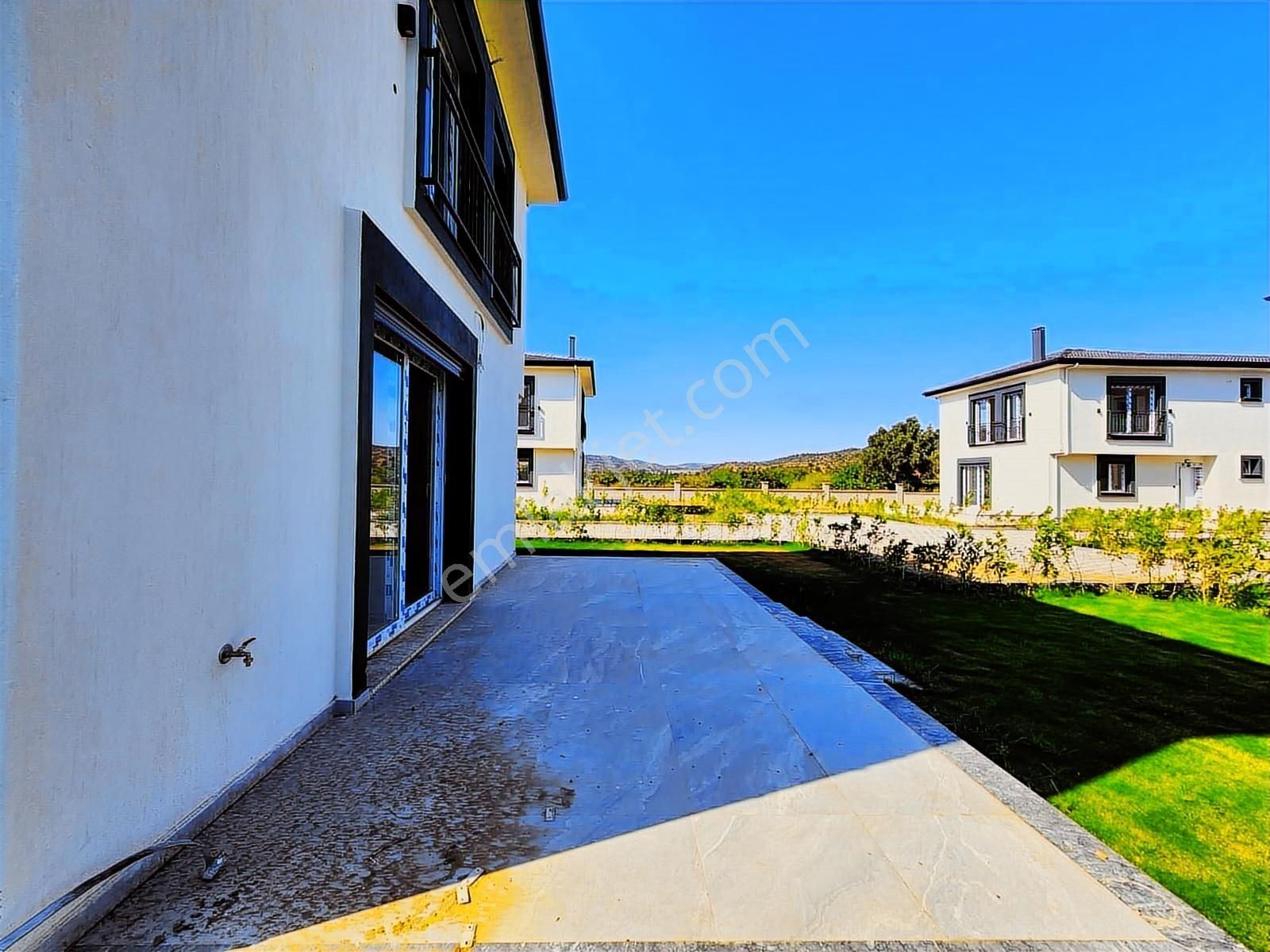 İzmi̇r Seferi̇hi̇sar Doğanbey De Satılık Müstaki̇l Yazlık 3+1 - Görsel 34