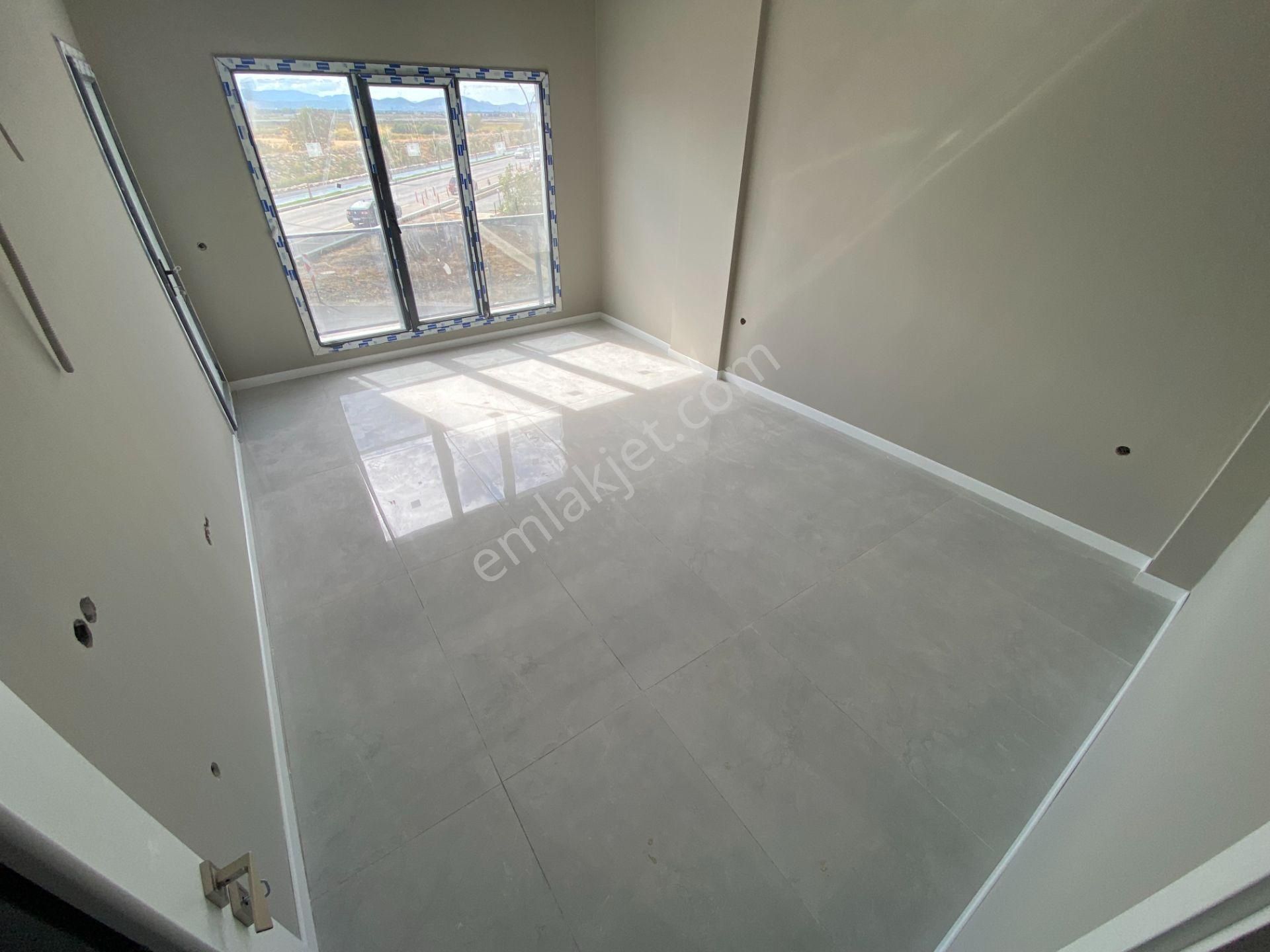 Mera Emlak Altınkumda Y.ısıtmalı Ayrı Mutfak 2+1 115m2 Lüx Daire - Görsel 2
