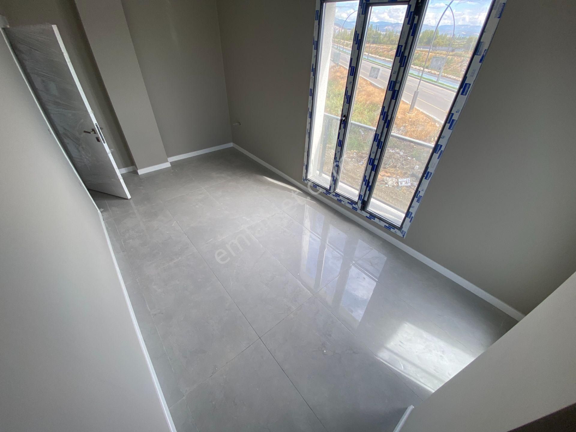 Mera Emlak Altınkumda Y.ısıtmalı Ayrı Mutfak 2+1 115m2 Lüx Daire - Görsel 27