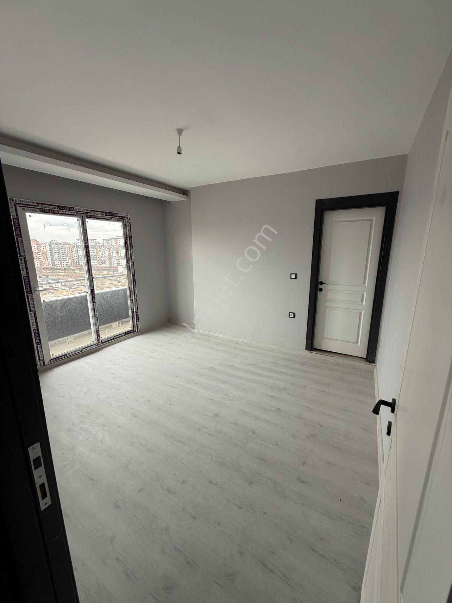 Adana E5 Yolu Üzerinde Kullanılmamış 3+1 Polis Okuluna Yüreğir Kaymakamlığa Yakın Kiralık Daire - Görsel 12