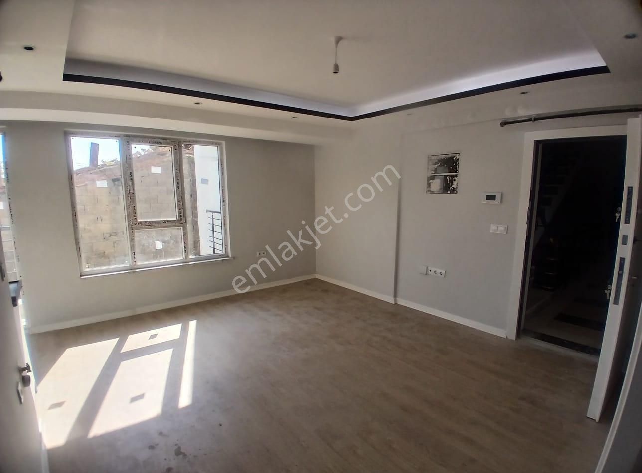 Akademi'den Yeşiltepe'de Üniversite Yakını Sıfır Satılık 1+1 - Görsel 4