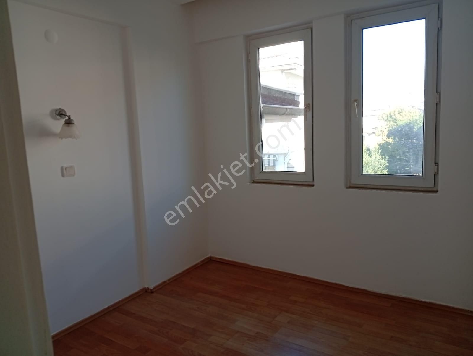 Stop’tan Foça’da Tadilatlı, Havuzlu 4+1 Dubleks Daire - Görsel 21