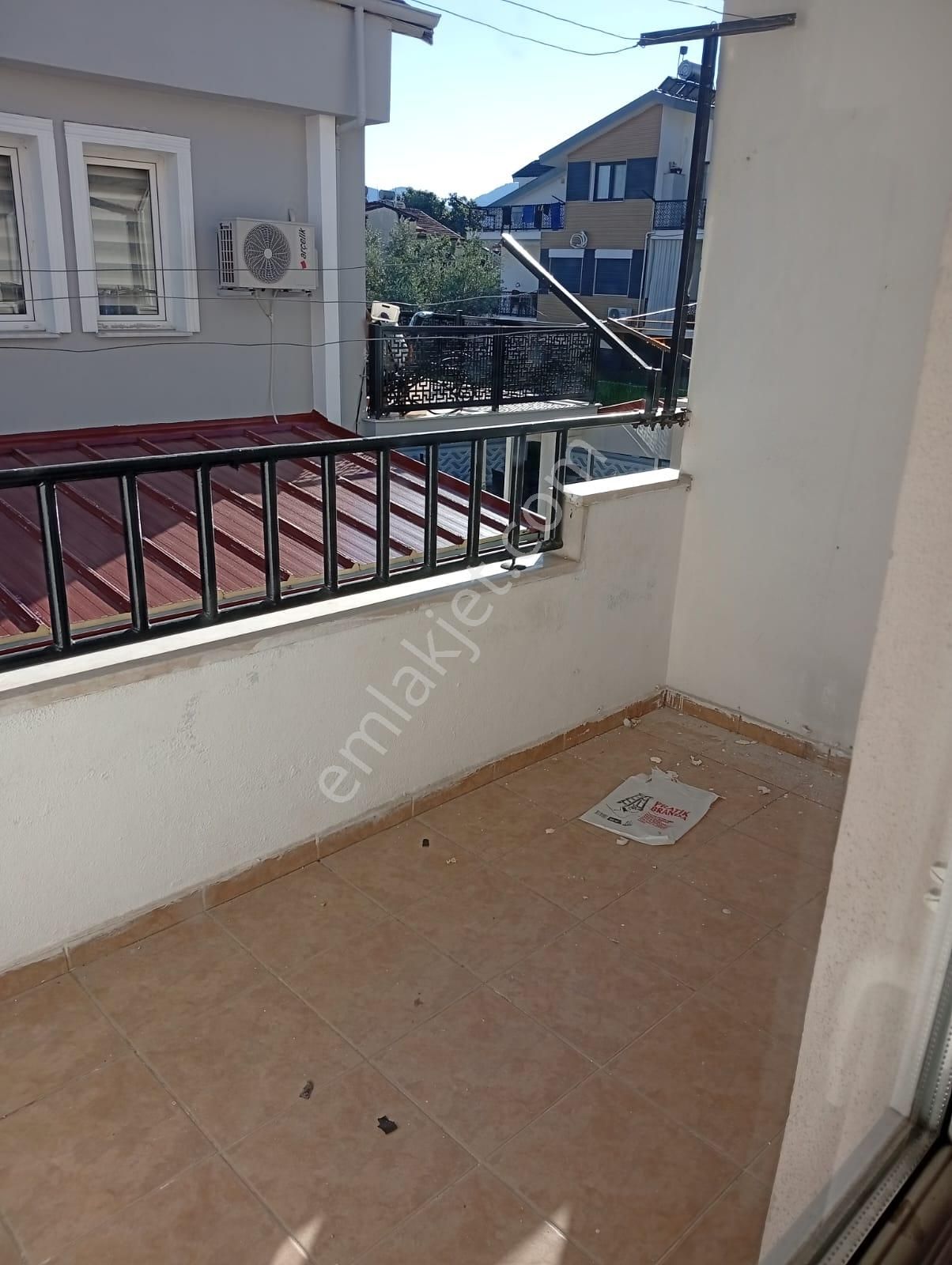 Stop’tan Foça’da Tadilatlı, Havuzlu 4+1 Dubleks Daire - Görsel 13