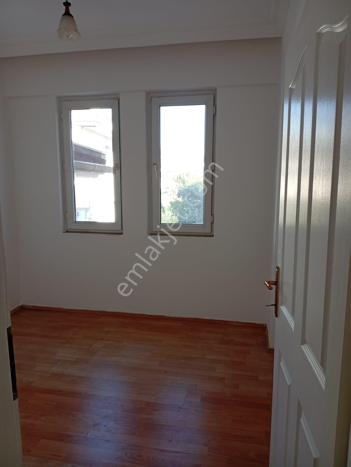 Stop’tan Foça’da Tadilatlı, Havuzlu 4+1 Dubleks Daire - Görsel 23